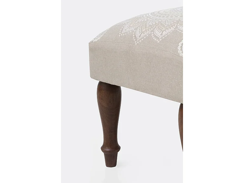 Banquette rembourrée beige avec pieds en bois