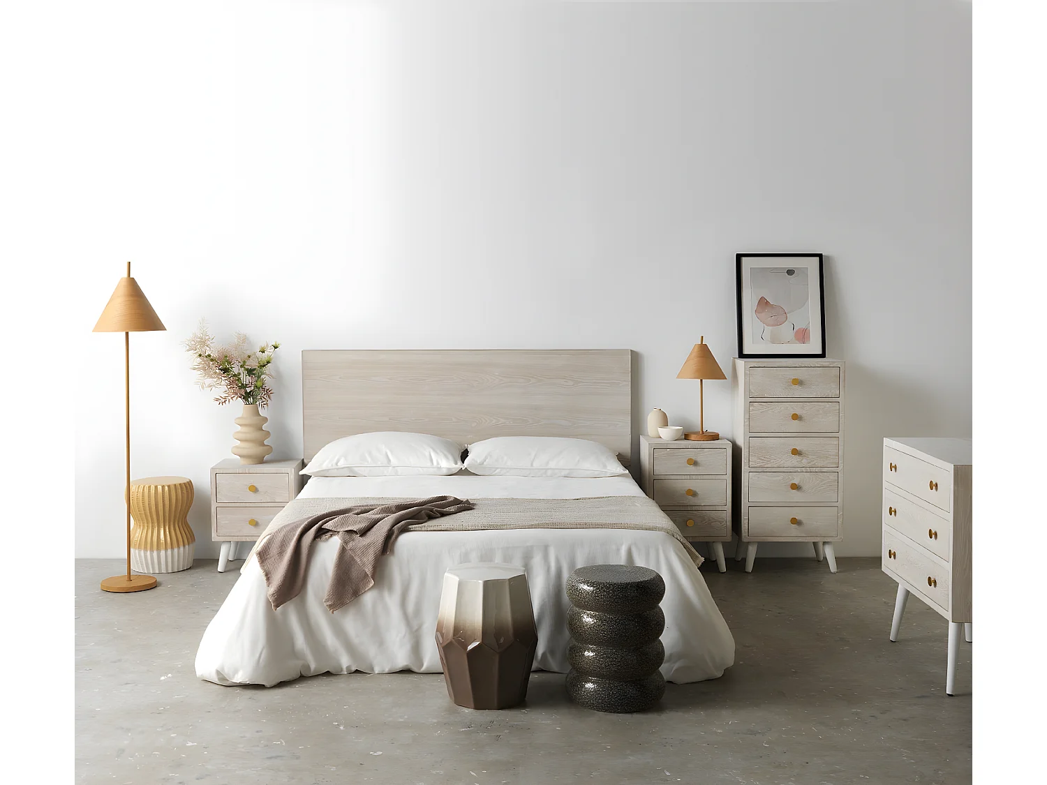 Sgabello da tavolo in ceramica bianca e gialla