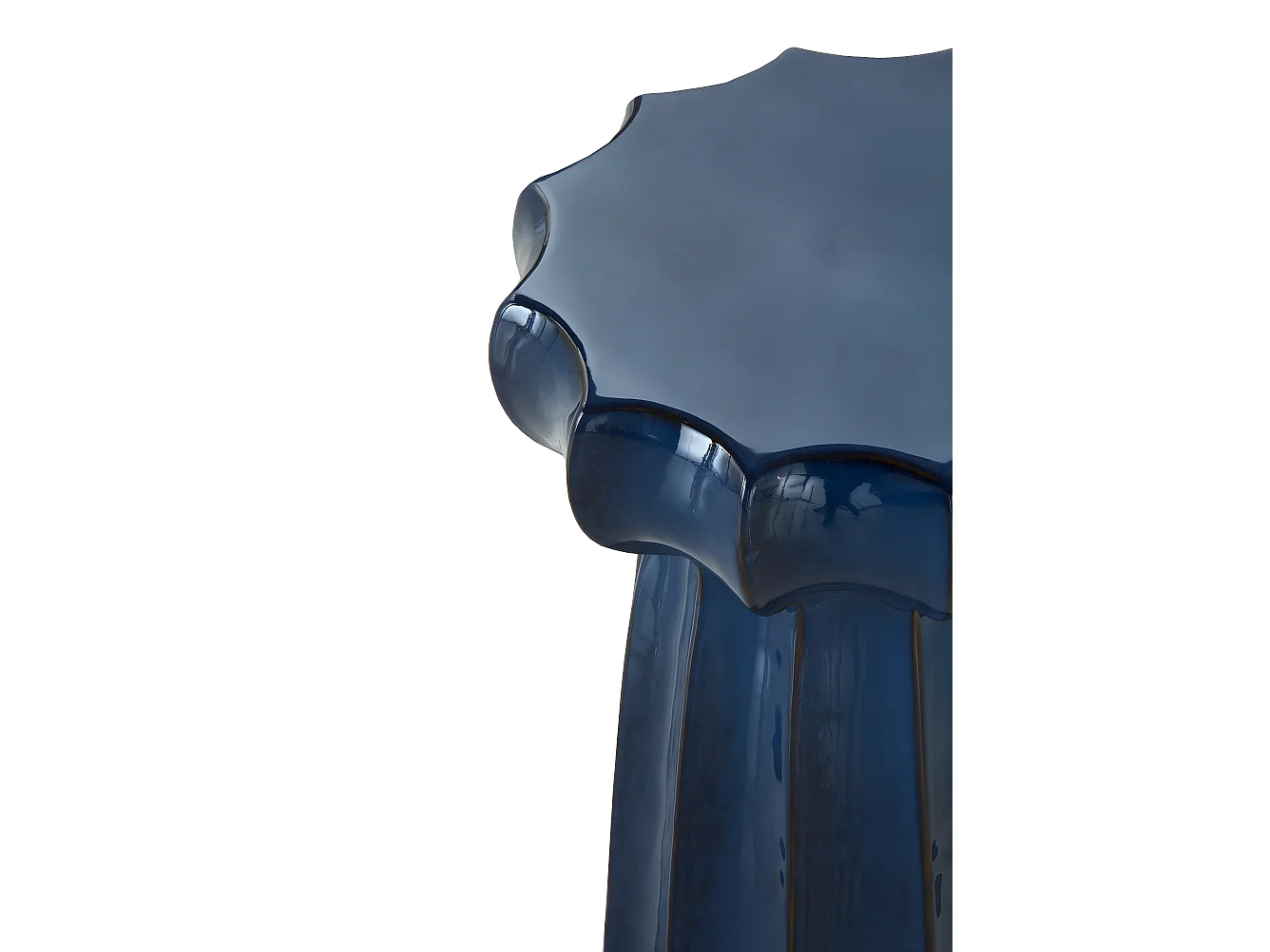 Blauer Beistelltischhocker aus Keramik