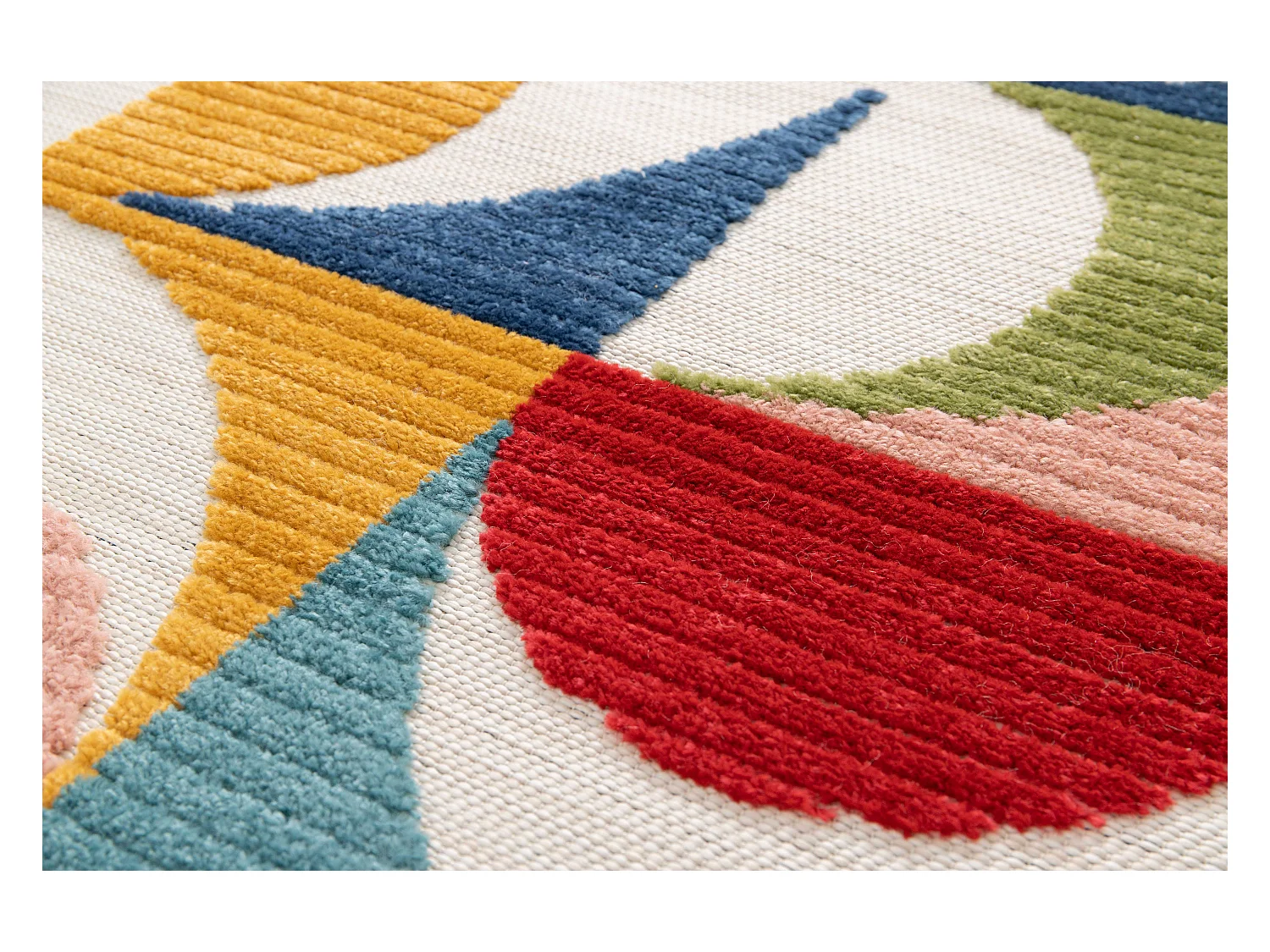 Tapis extérieur - géométrique avec relief - multicolore - 160 x 230 cm - MILA