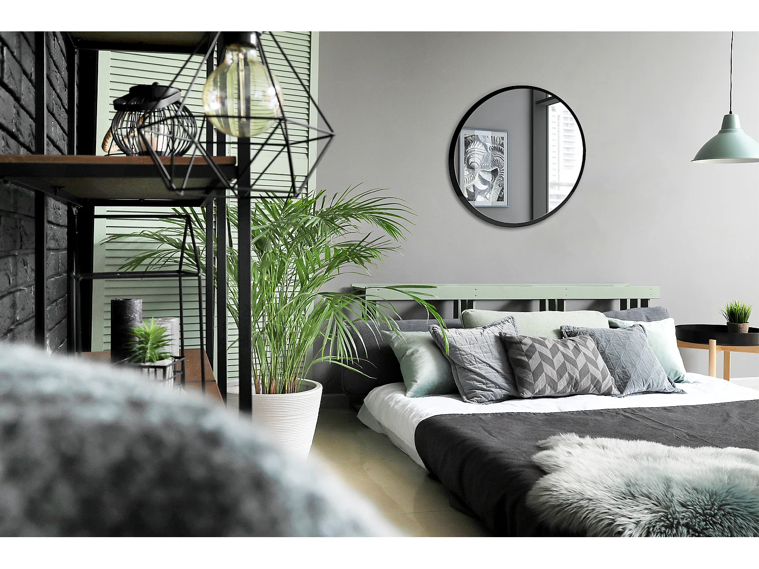 Miroir Loft rond dans cadre mural noir 80 cm
