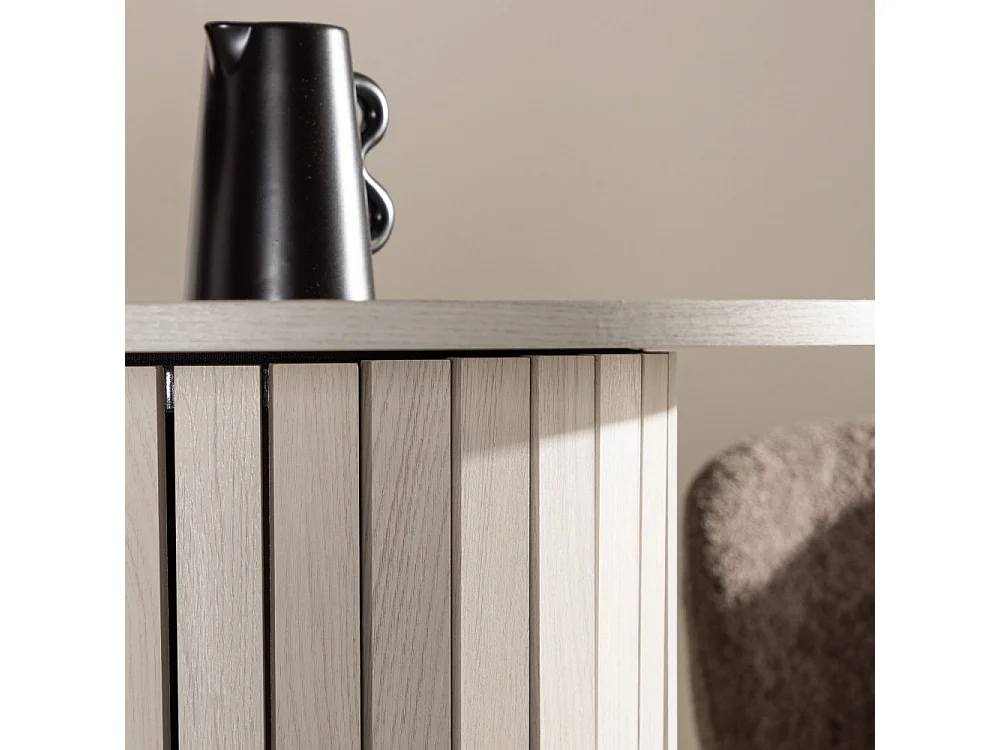 Härön Bartisch Ø70 cm whitewash.