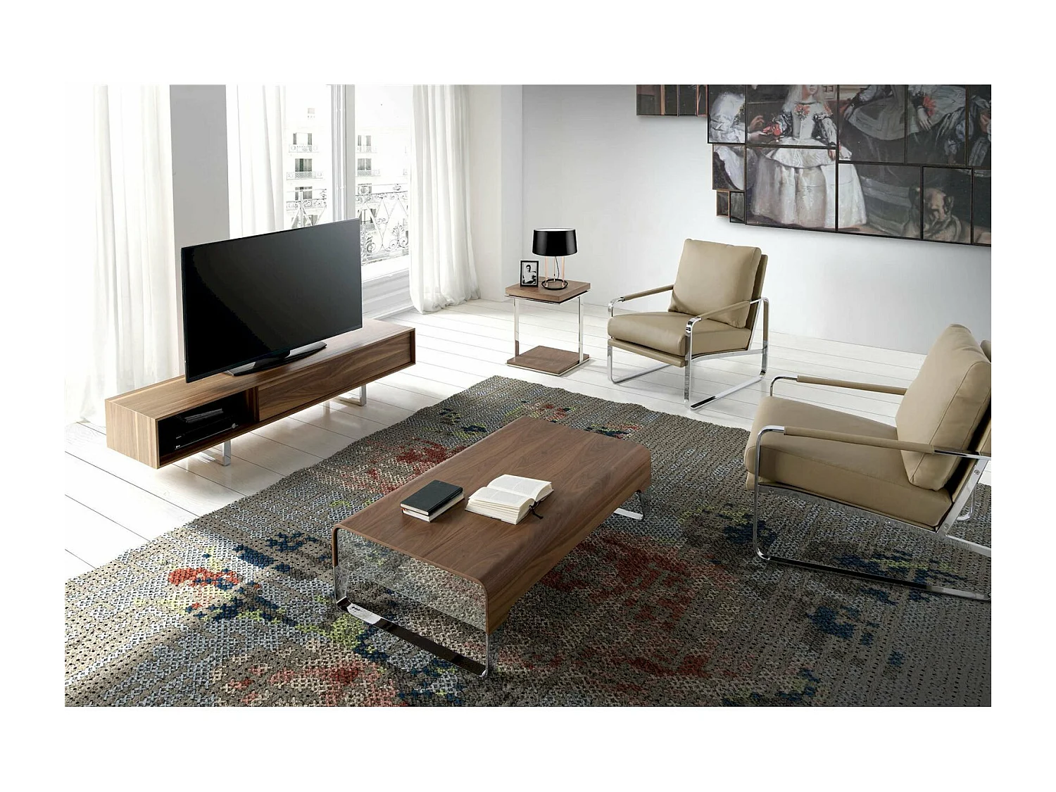 Fauteuil rembourré structure acier inoxydable.