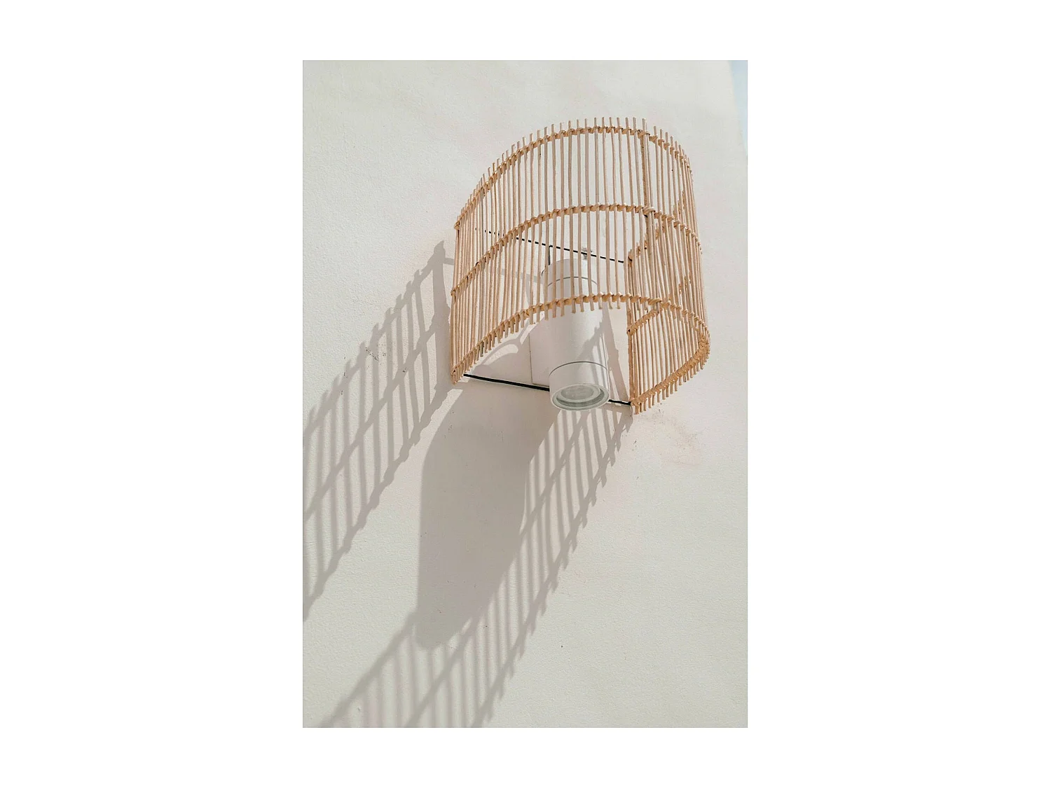 Applique Gigi en rotin par Bazar Bizar