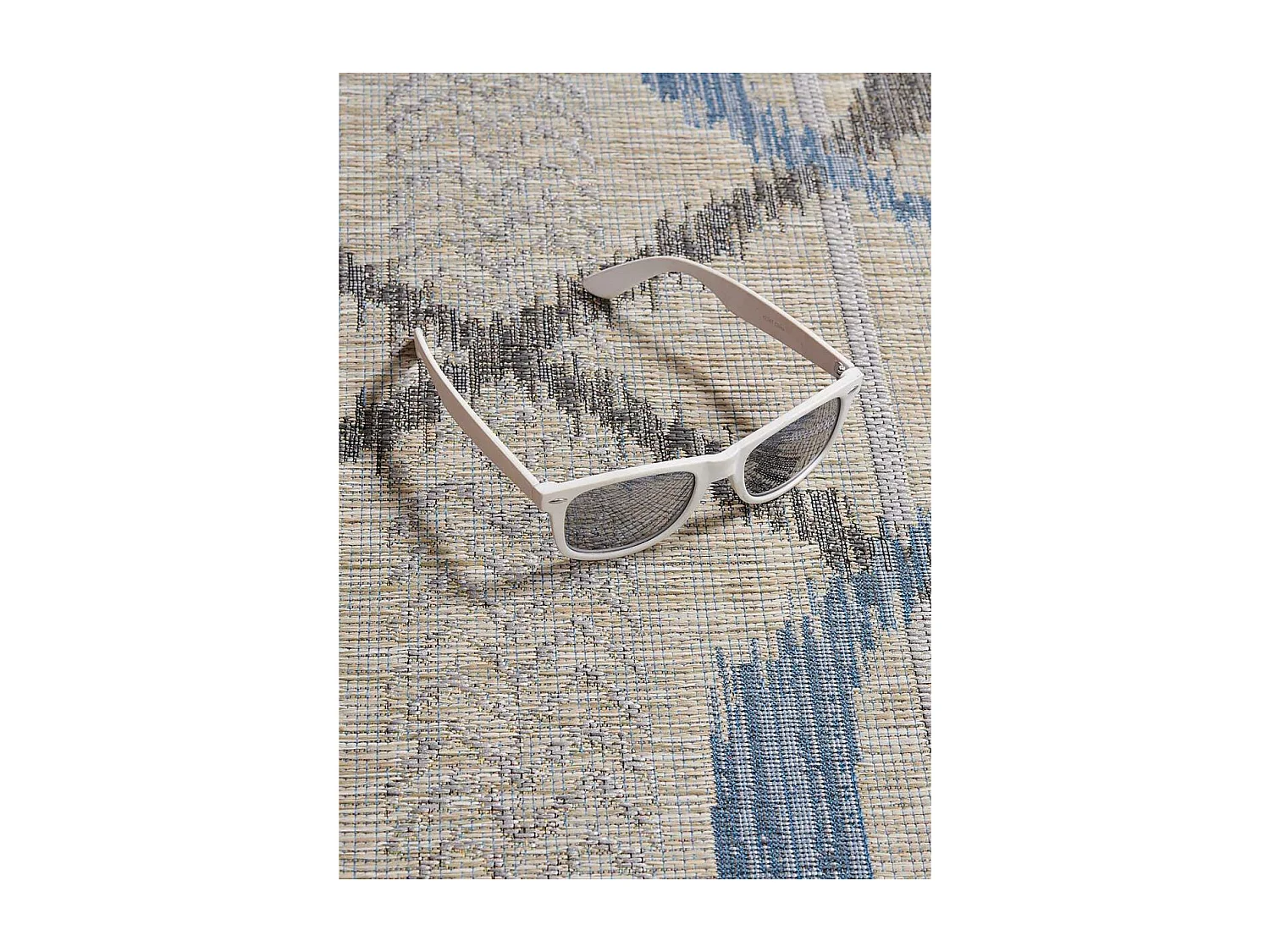 Tapis extérieur 123x180 tissé kilim gris SCANDINA