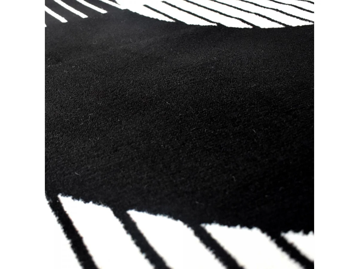 tapis chambre 80x150 tissé noir et blanc rectangle motif géométrique LYN1 VINILO
