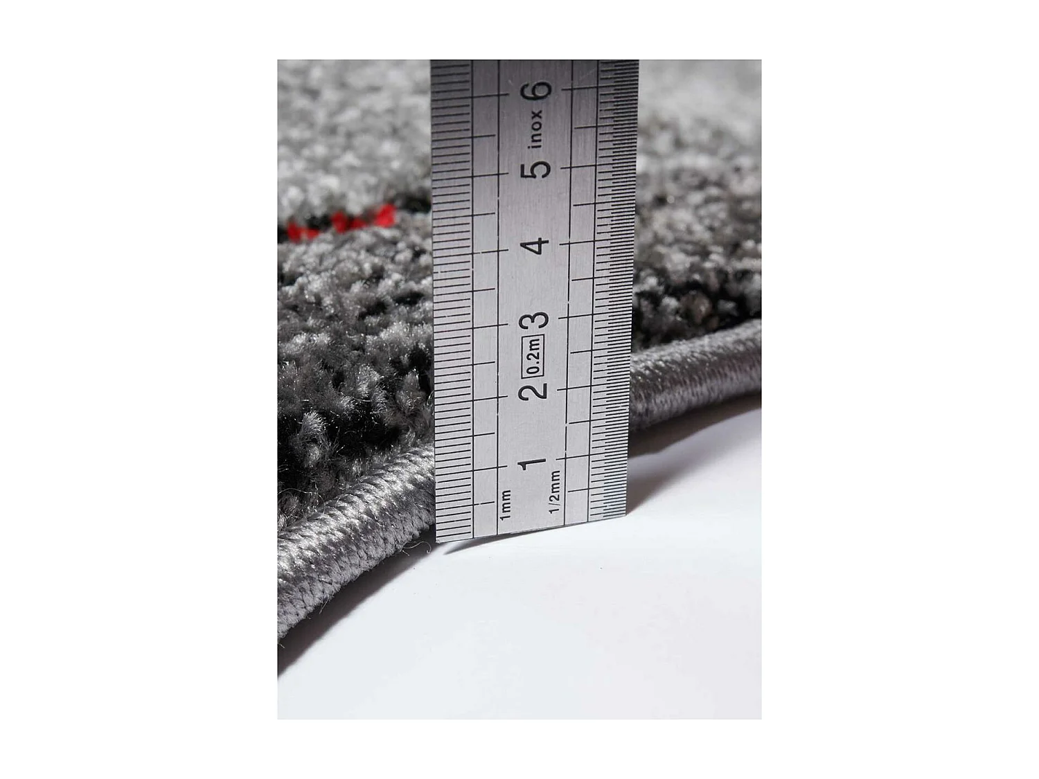 tapis salon Ø140cm tissé rouge et gris rond motif géométrique MILAR