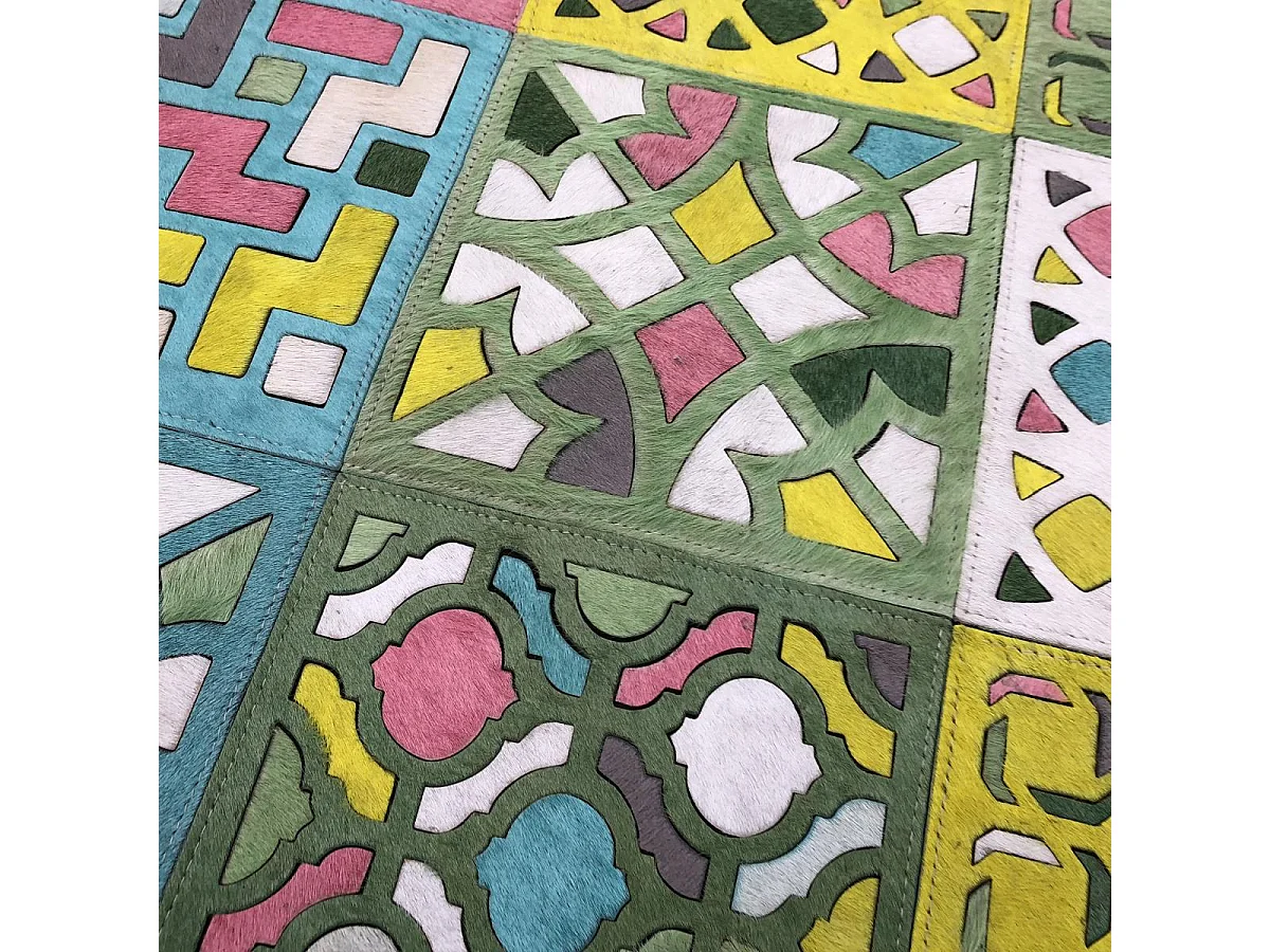 Tapis peau de vache 160x230 kilm fait à la main multicolore