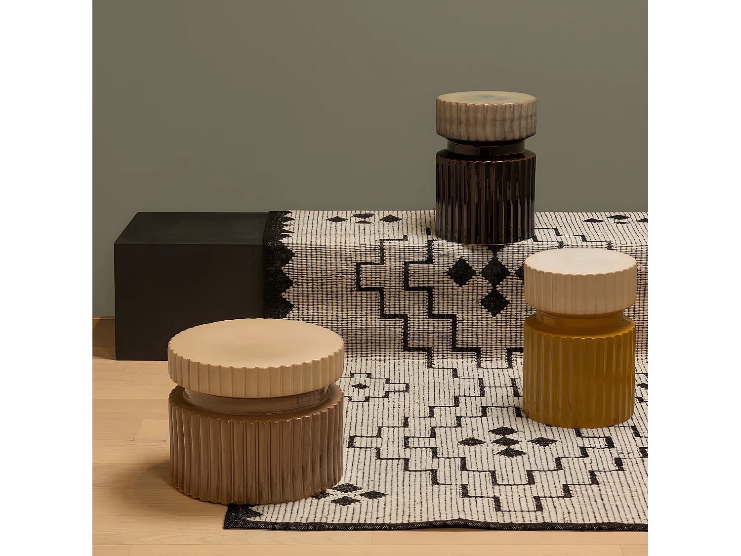 Geer - Table d'appoint ronde en céramique ø35cm - Marron