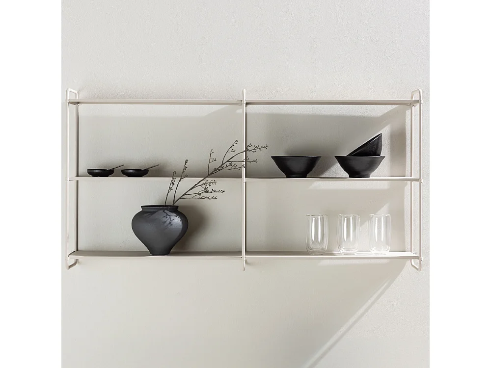 Libreria LyonB a parete 3 ripiani beige.