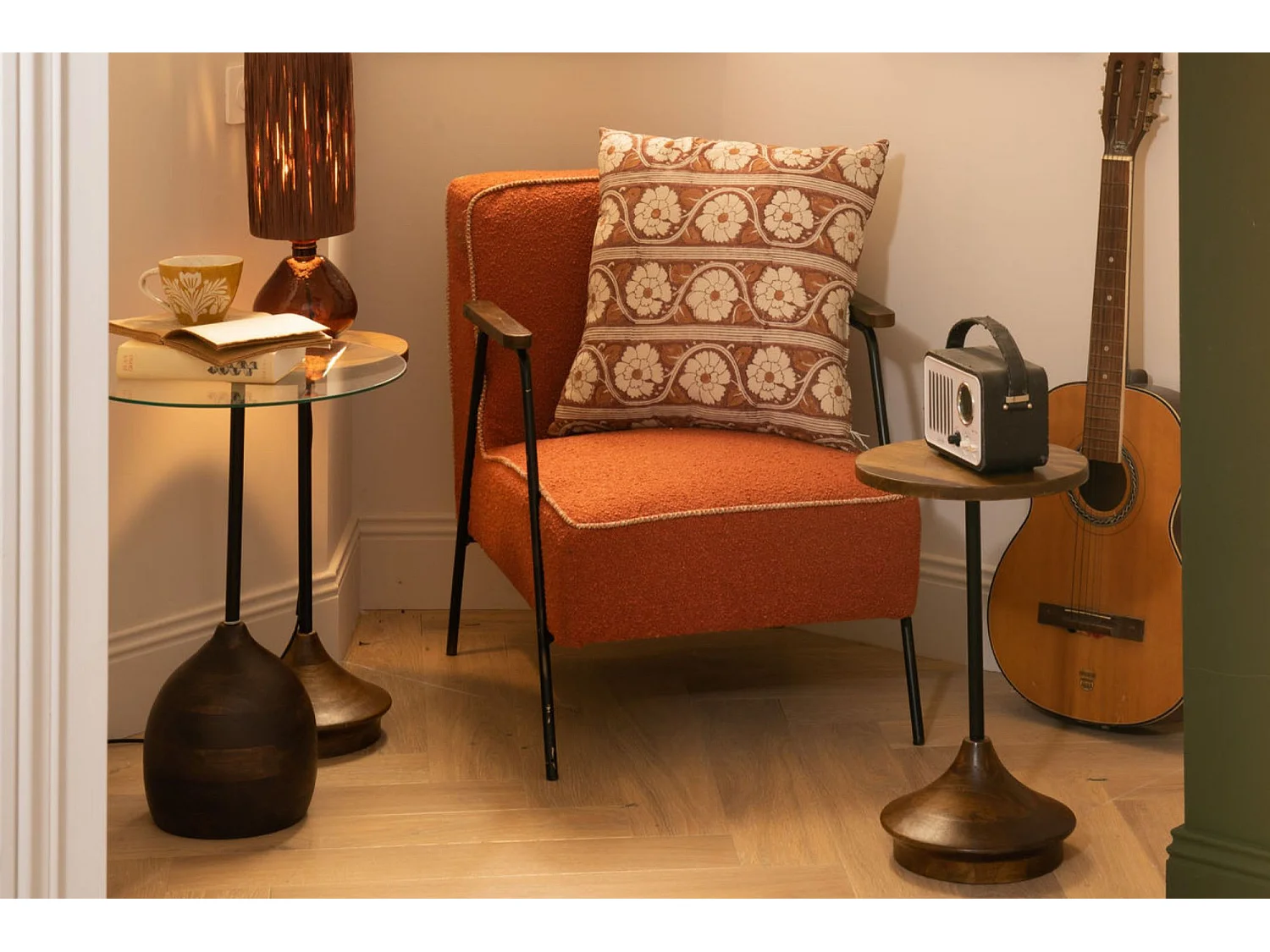 Bout de canapé en manguier et verre D45 - GAIA