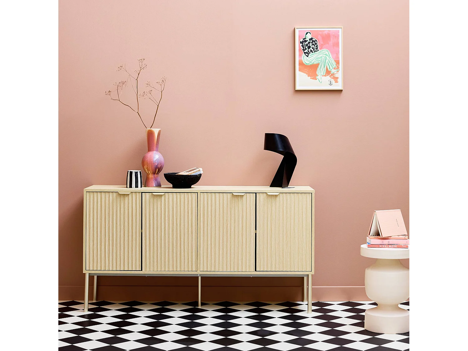 Buffet effet bois rainuré et métal champagne. buffet bas. 4 portes. 140cm