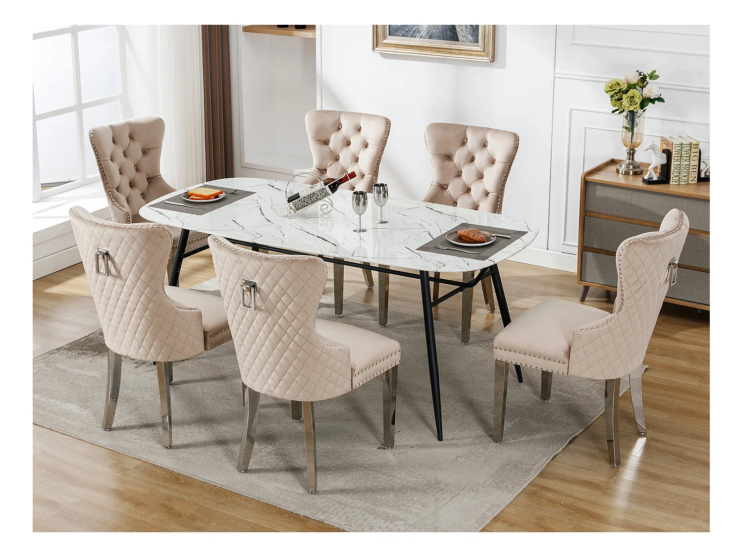 Set aus 6 Esszimmerstühlen – Samt und Metall – Rückenlehne mit Rautenmuster – Beige
