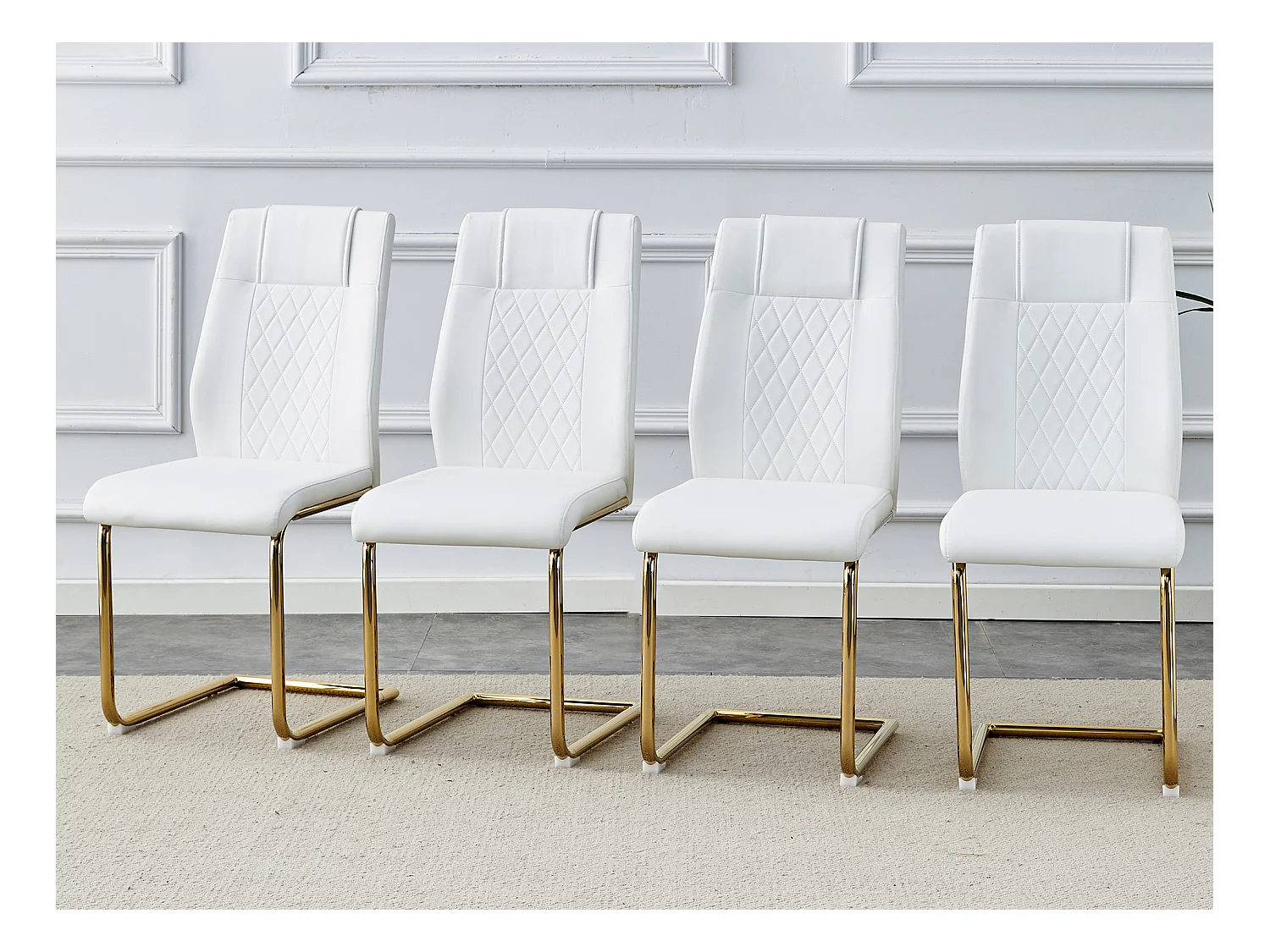 Lot de 4 Chaise cantilever en simili cuir - Pièds en métal doré - Dossier à motif losange - Blanc
