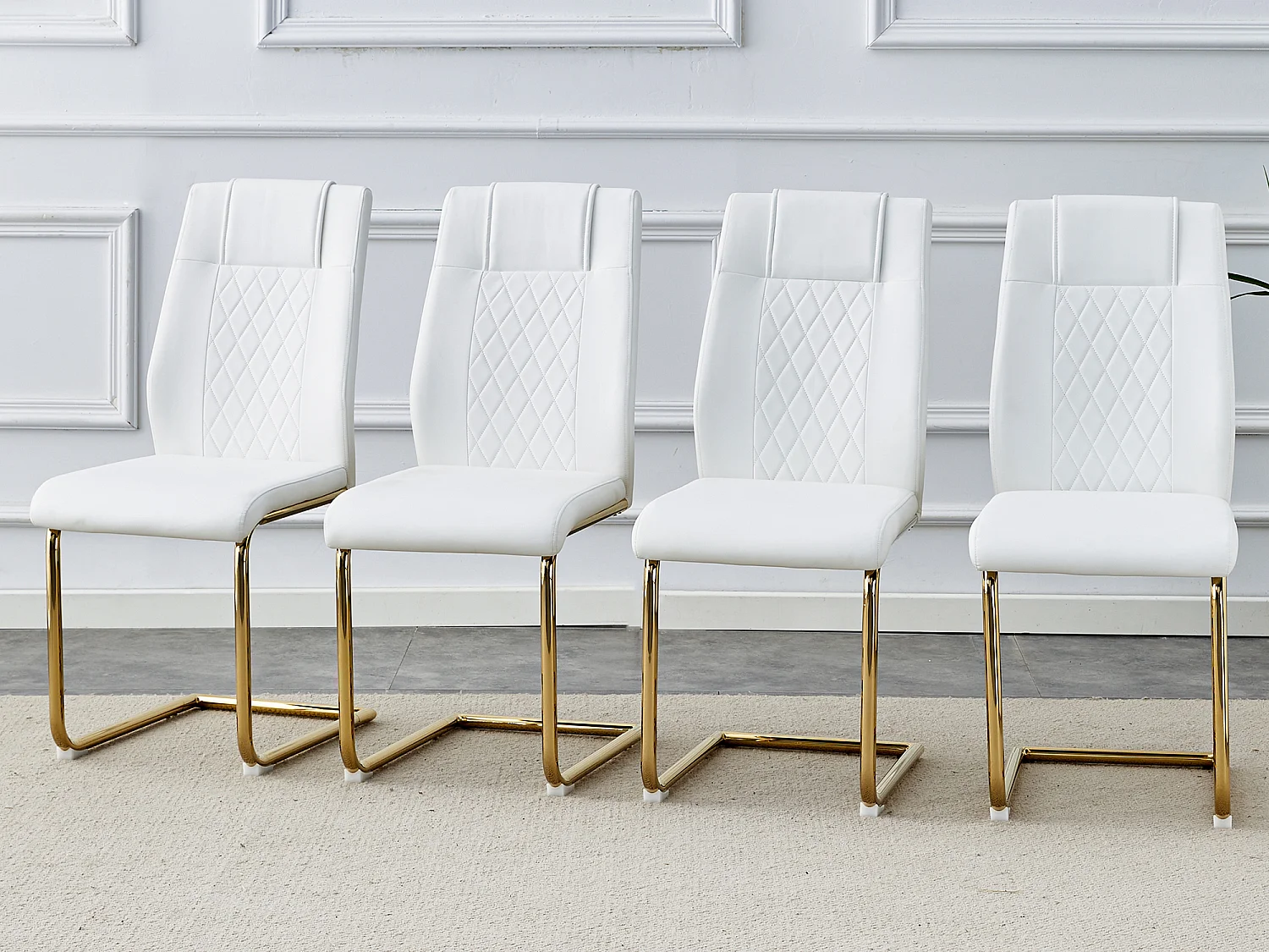 Lot de 4 Chaise cantilever en simili cuir - Pièds en métal doré - Dossier à motif losange - Blanc