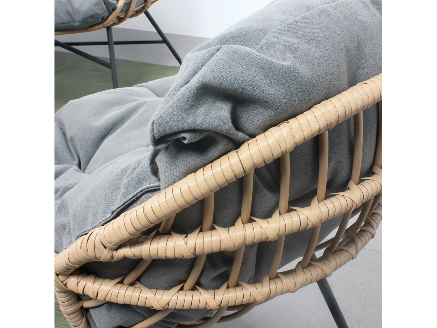 Salon de jardin 4 places canapé + fauteuils gris foncé EVORA