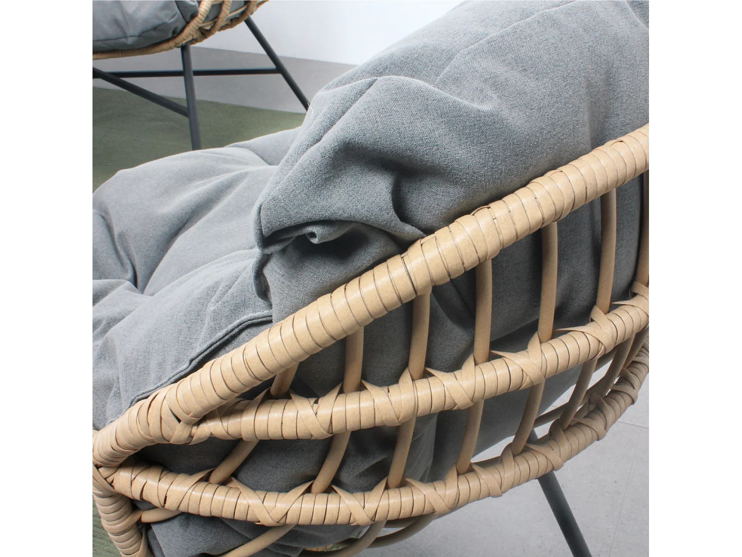 Loungeset 4-zits donkergrijs EVORA met rotan bank en fauteuils - Ovaal tafelblad van gehard glas