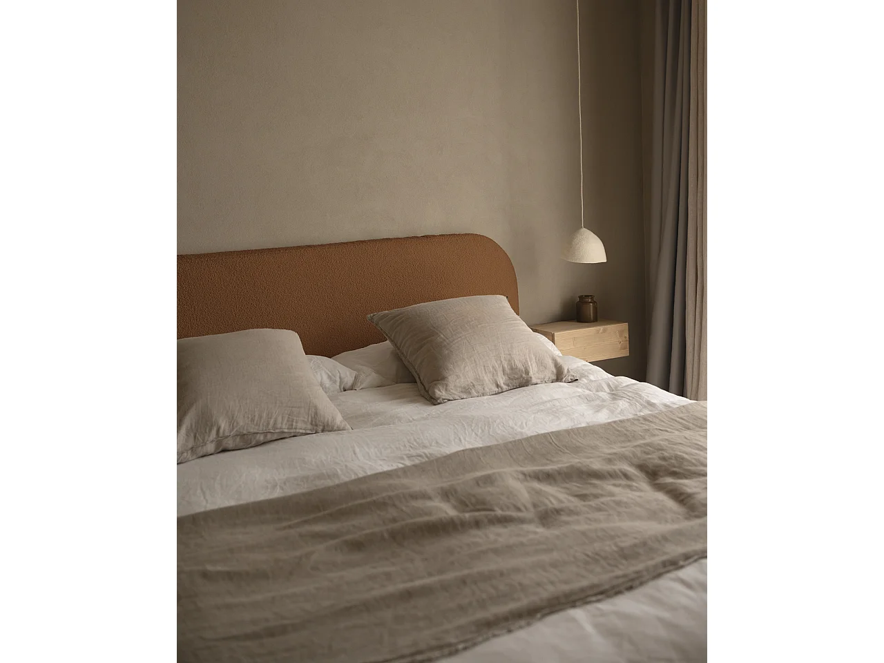 Testiera imbottita sfoderabile in bouclé in tono rame 180x110cm - BERTA - DECOWOOD