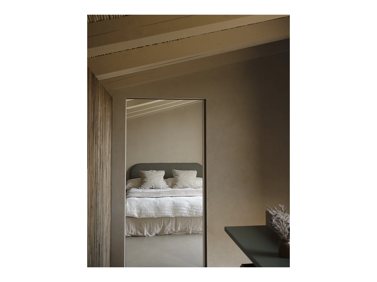 Tête de lit déhoussable en velours côtelé gris foncé 140x110cm - LOLA - DECOWOOD