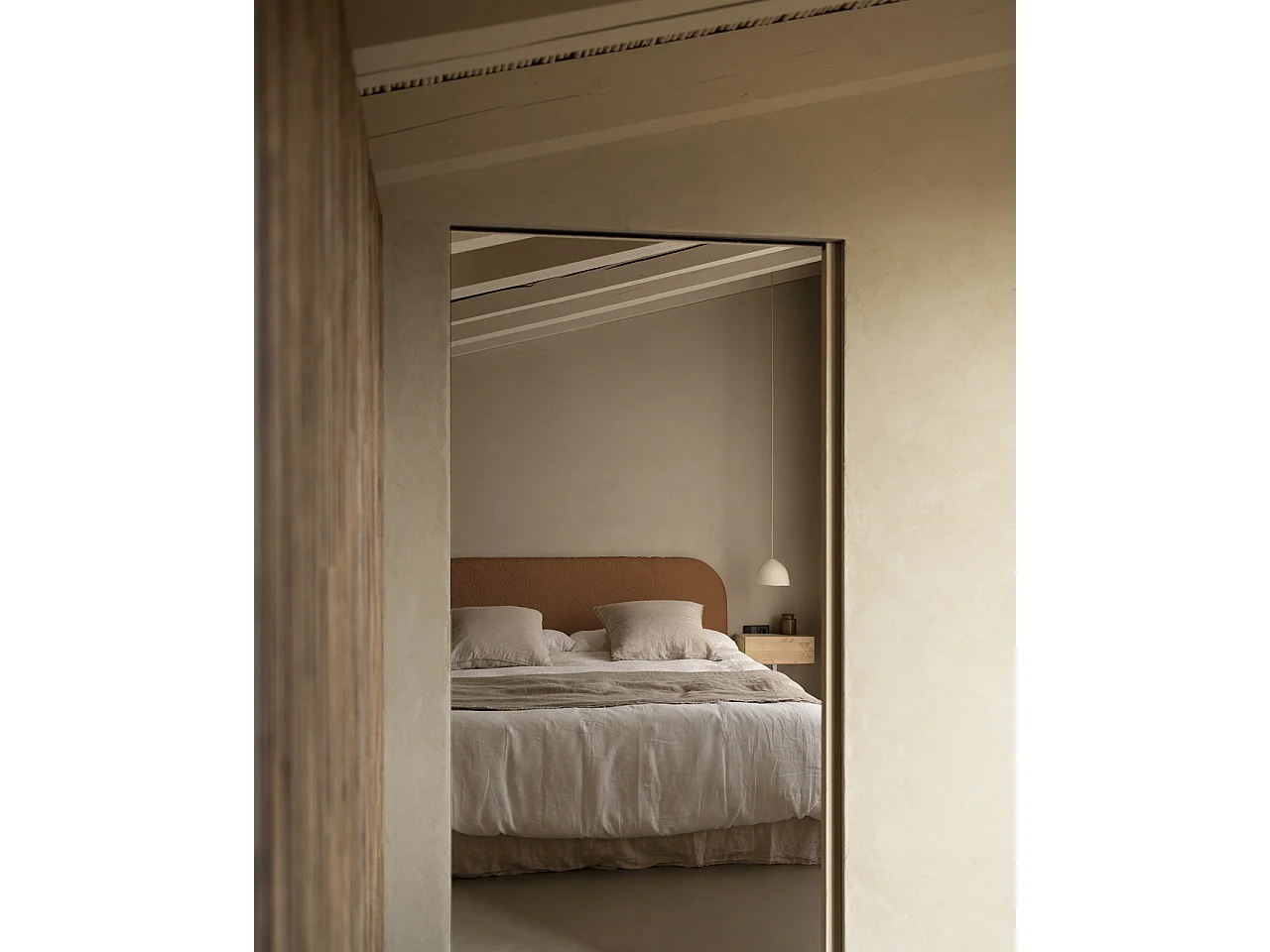 Testiera imbottita sfoderabile in bouclé in tono rame 140x110cm - BERTA - DECOWOOD