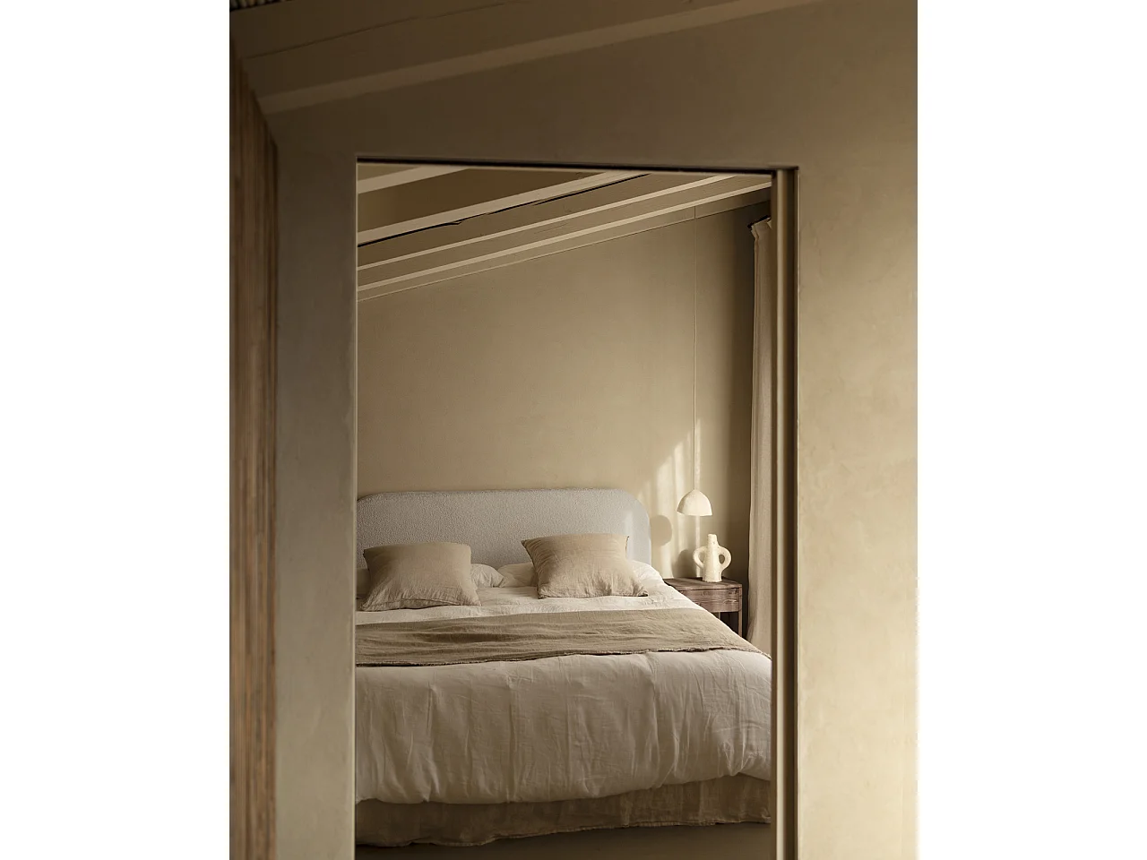 Testiera imbottita sfoderabile in bouclé in tono grigio chiaro 160x110cm - BERTA - DECOWOOD