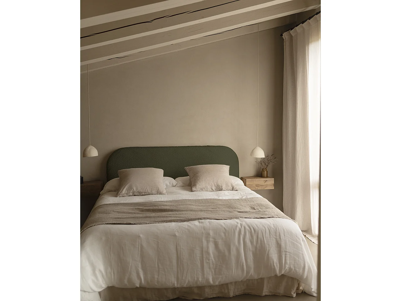 Testiera imbottita sfoderabile in bouclé in tono verde 160x110cm - BERTA - DECOWOOD