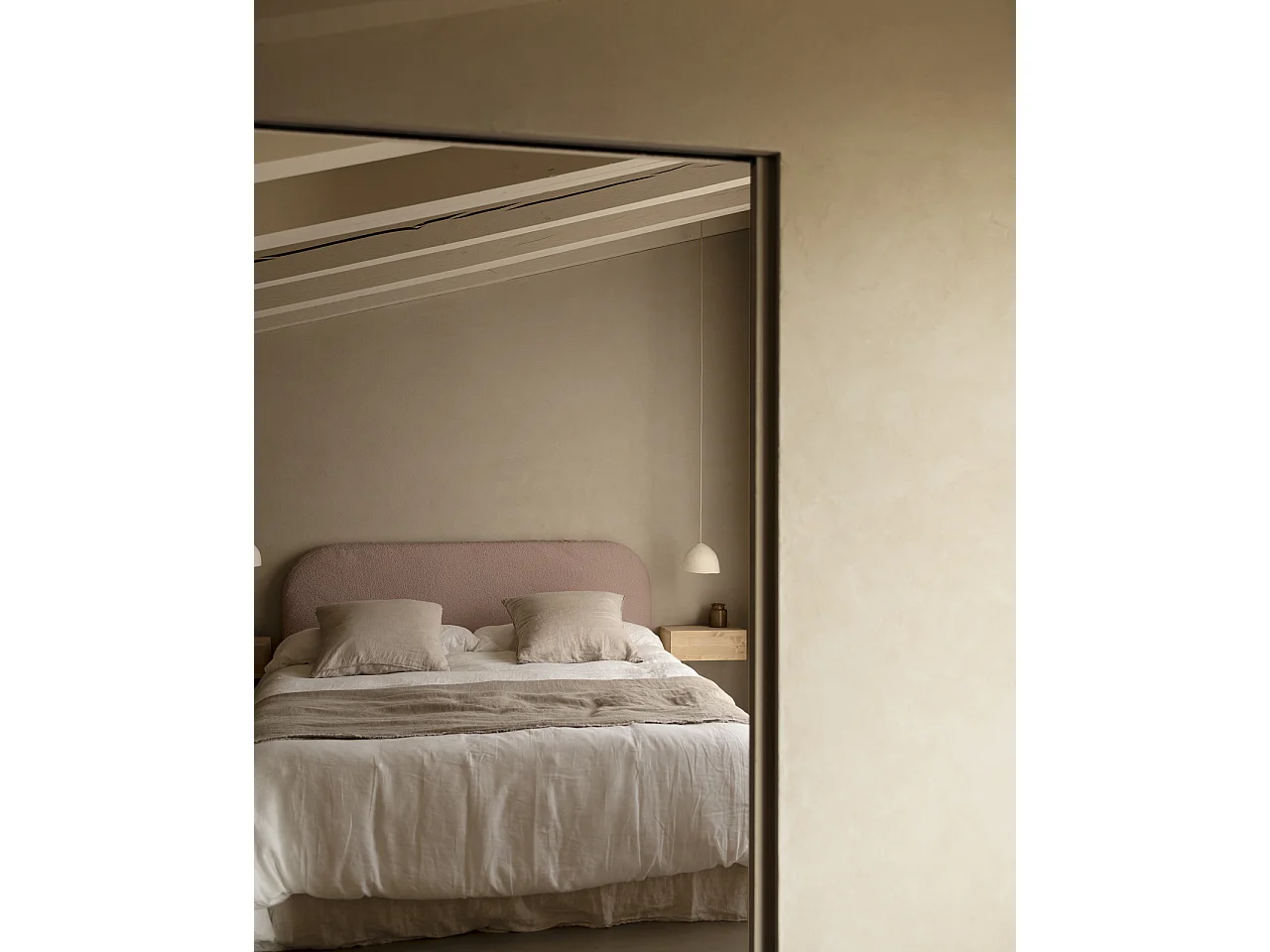 Testiera imbottita sfoderabile in bouclé in tono rosa 180x110cm - BERTA - DECOWOOD