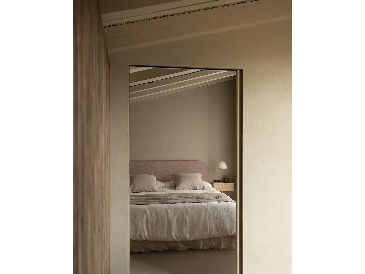 Testiera imbottita sfoderabile in bouclé in tono rosa 160x110cm - BERTA - DECOWOOD