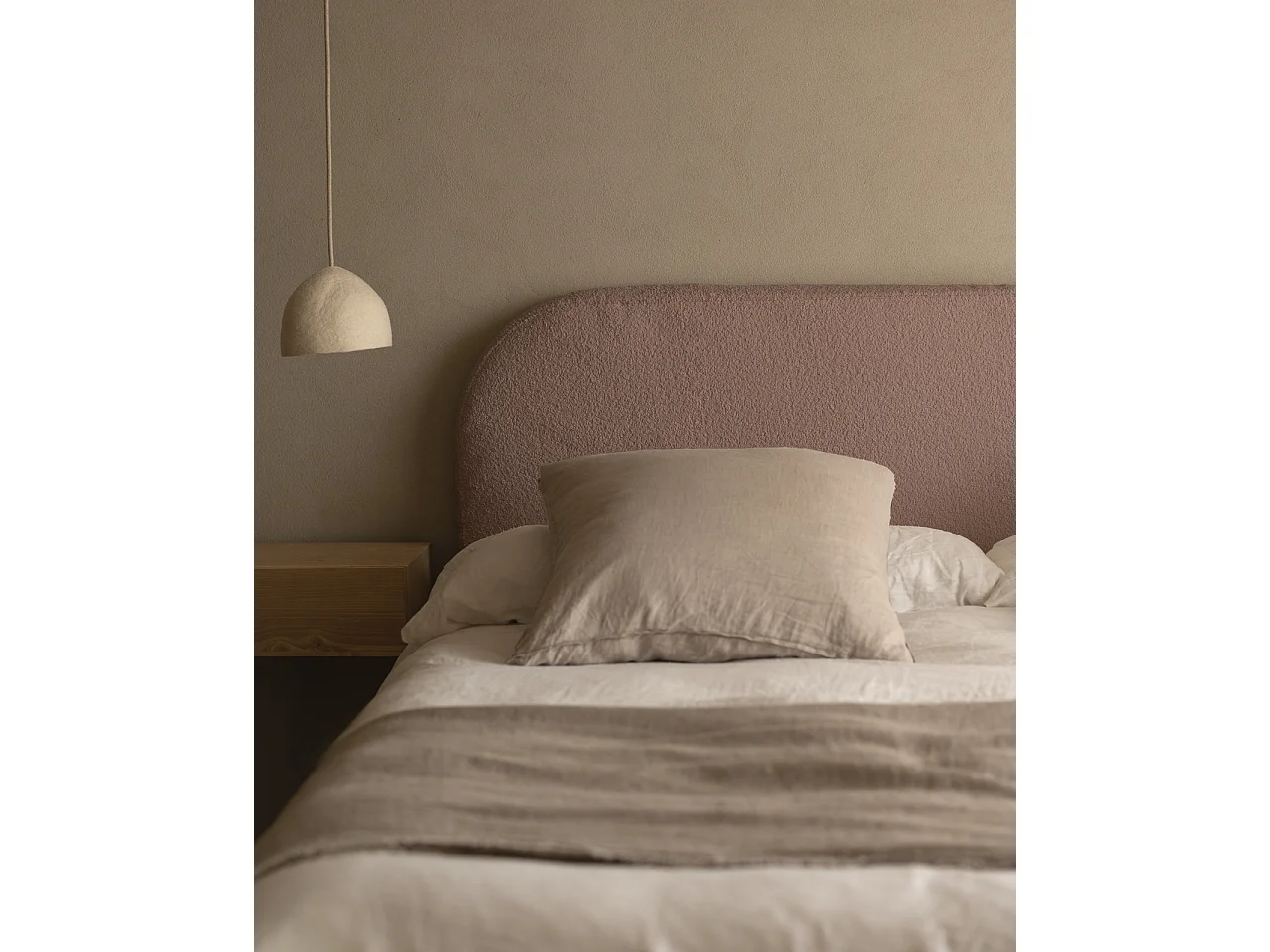 Testiera imbottita sfoderabile in bouclé in tono rosa 140x110cm - BERTA - DECOWOOD