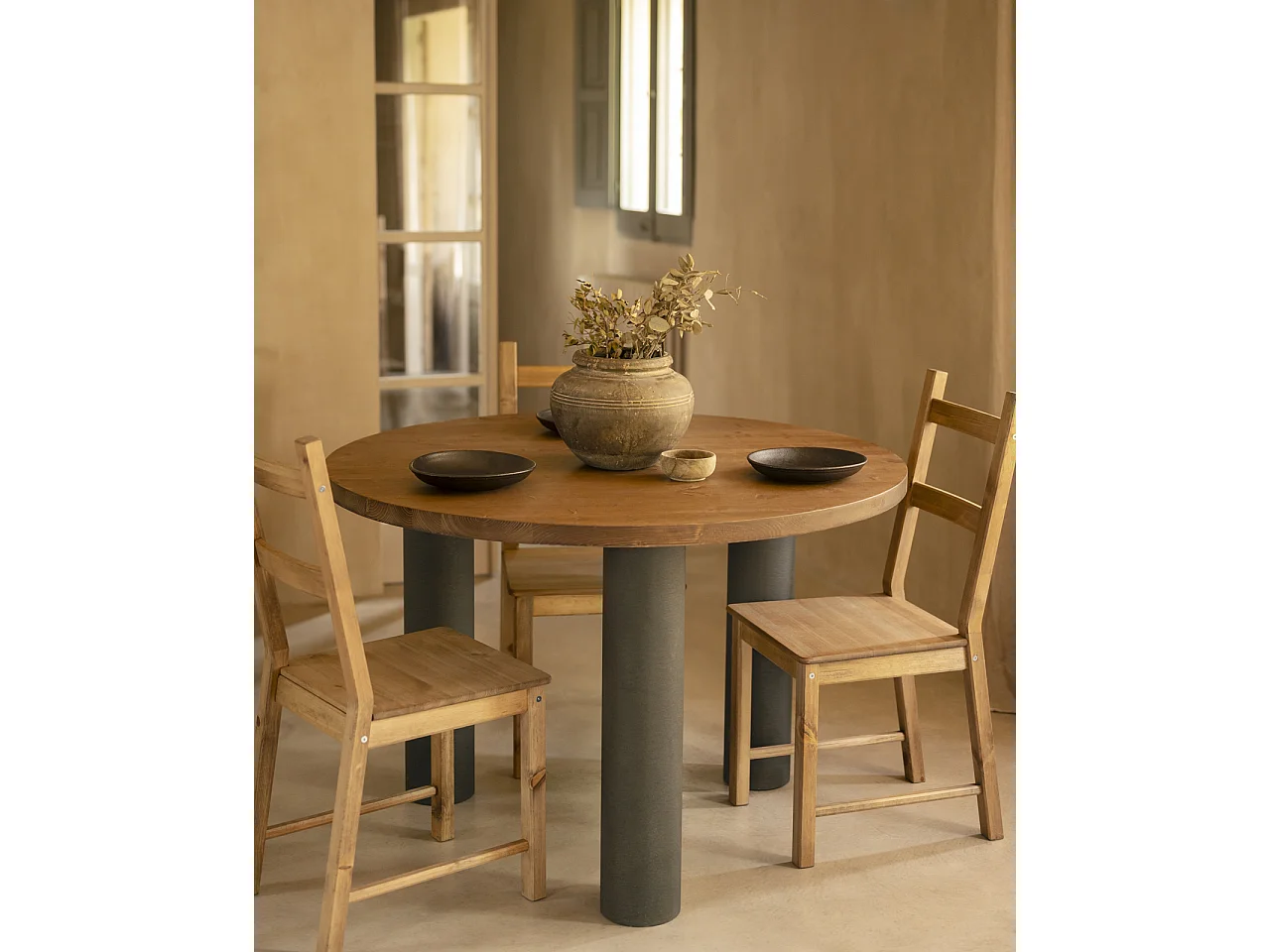 Tavolo da pranzo rotondo in legno marrone e microcemento verde 120cm