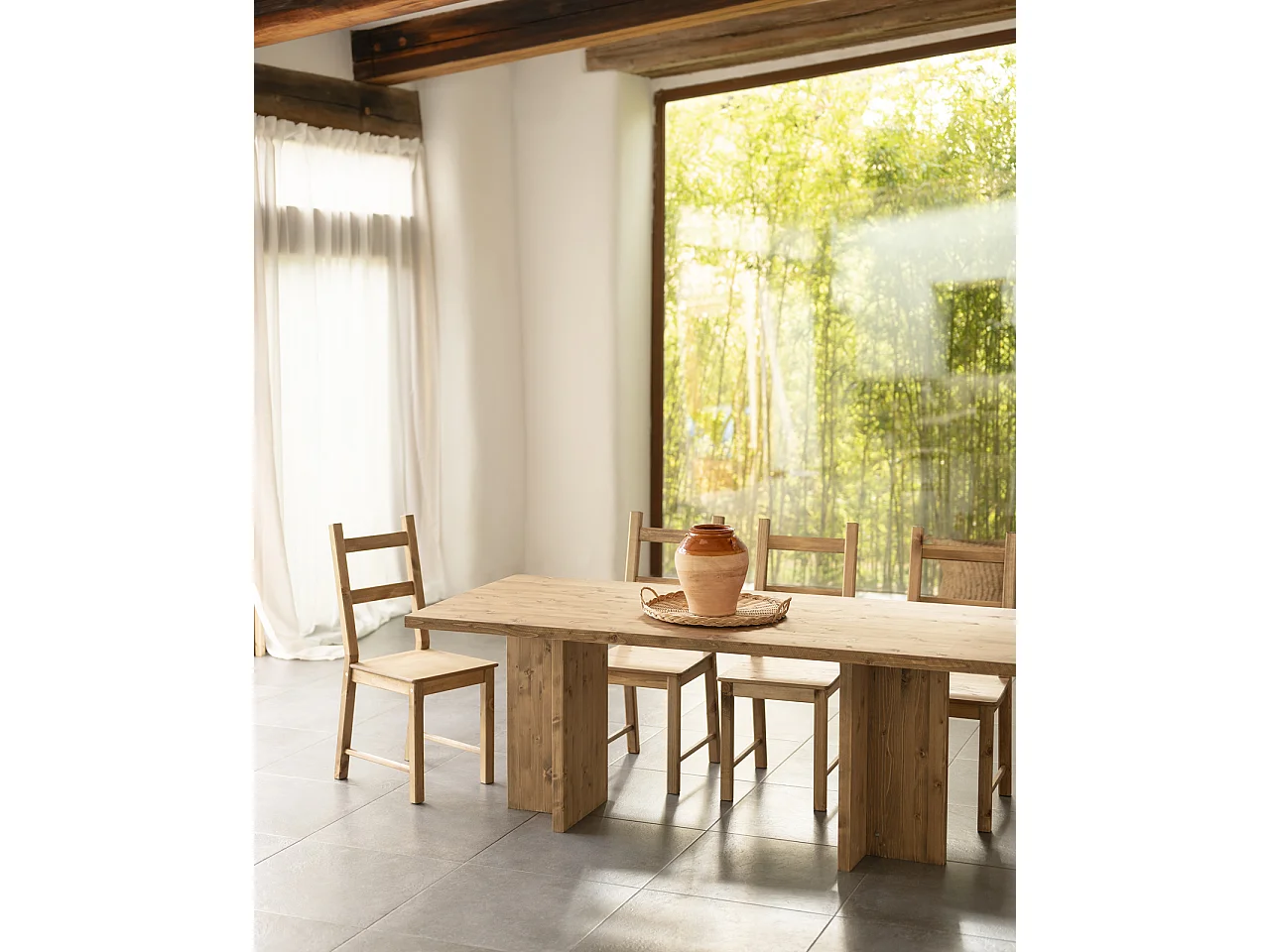 Table à manger en bois massif ton vieilli de 180x75cm - TENA - DECOWOOD