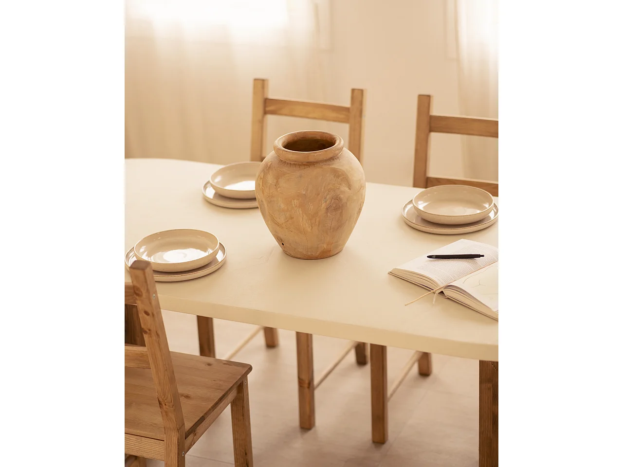 Table de salle à manger ovale en microciment blanc cassé 180x75cm - TOKYO - DECOWOOD