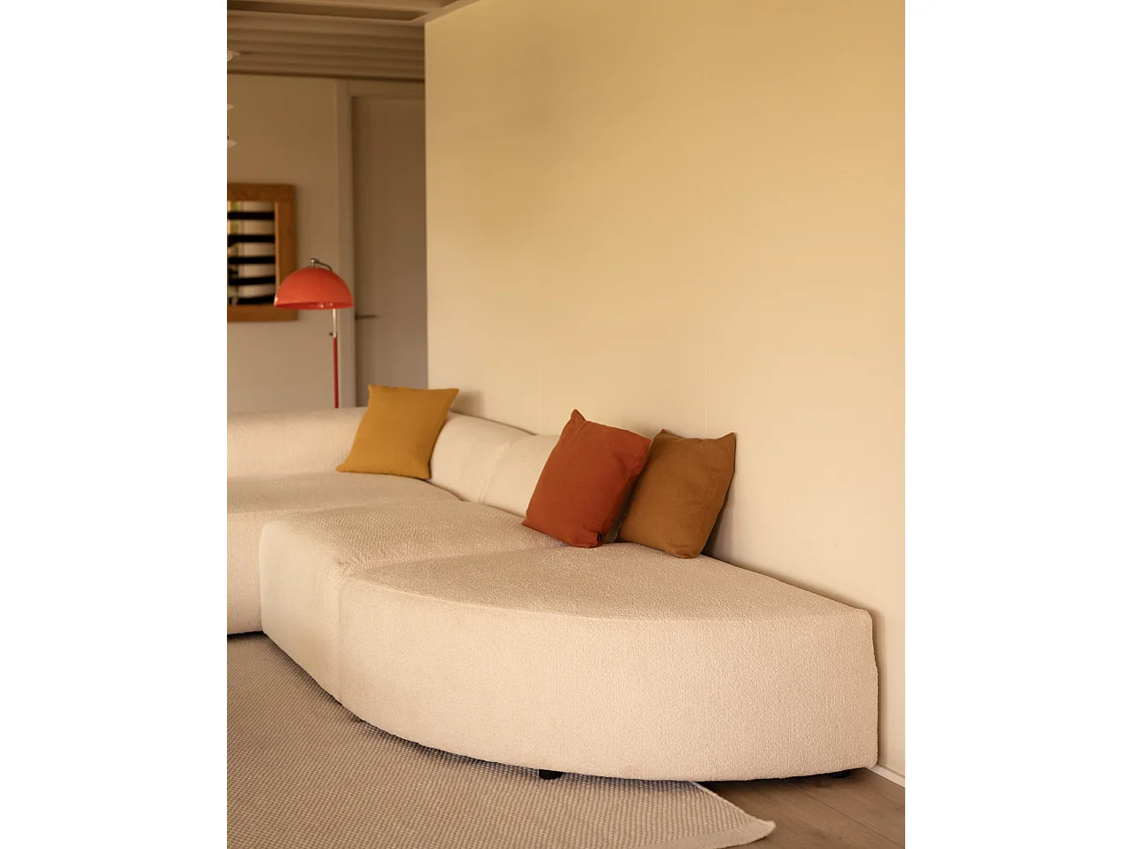 Sofá de 3 módulos curvo con chaise longue izquierdo bouclé blanco 320x70x172cm - BERTA - DECOWOOD