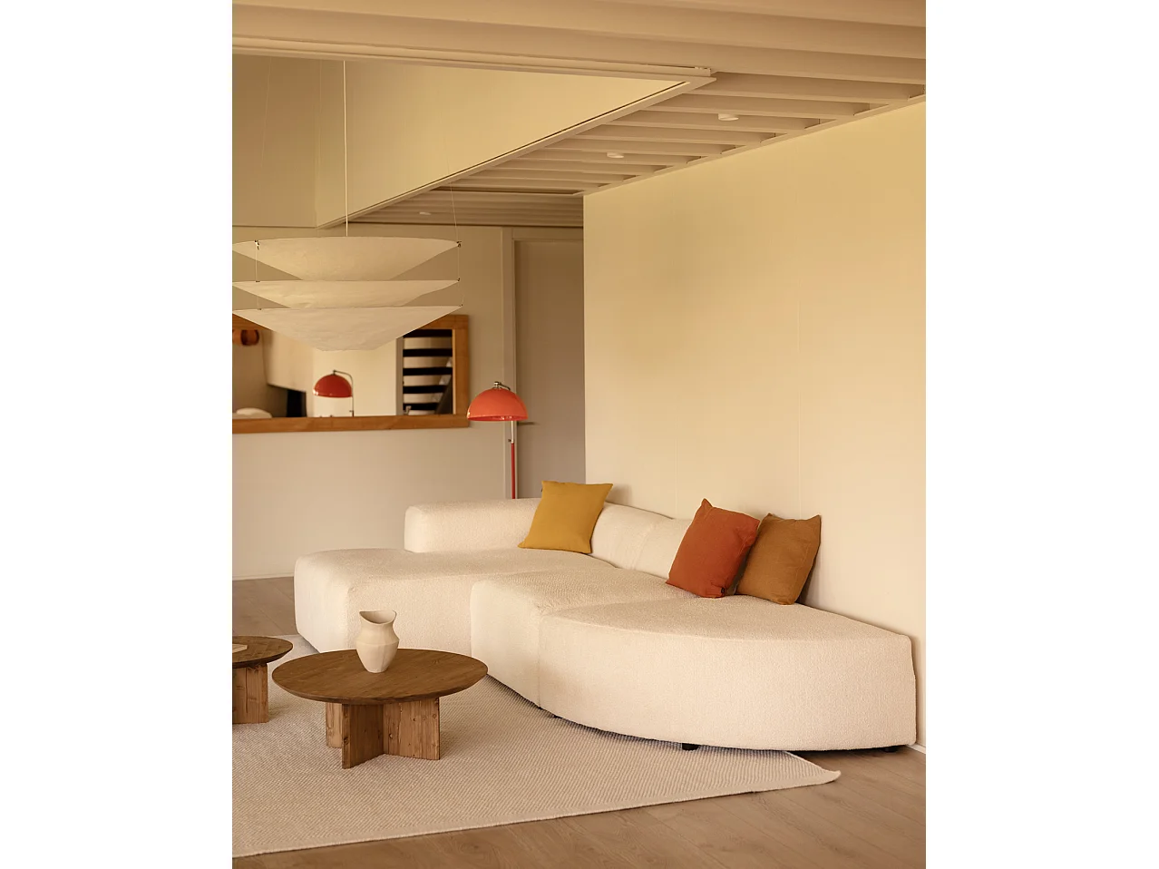 Sofá de 3 módulos curvo con chaise longue izquierdo bouclé blanco 320x70x172cm - BERTA - DECOWOOD