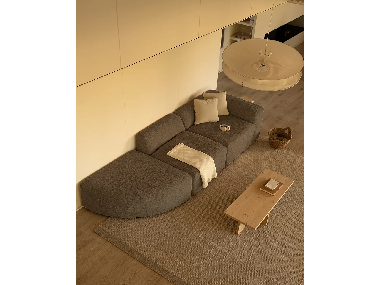 Divano a 3 moduli curva a sinistra in bouclé colore marrone 320x110cm