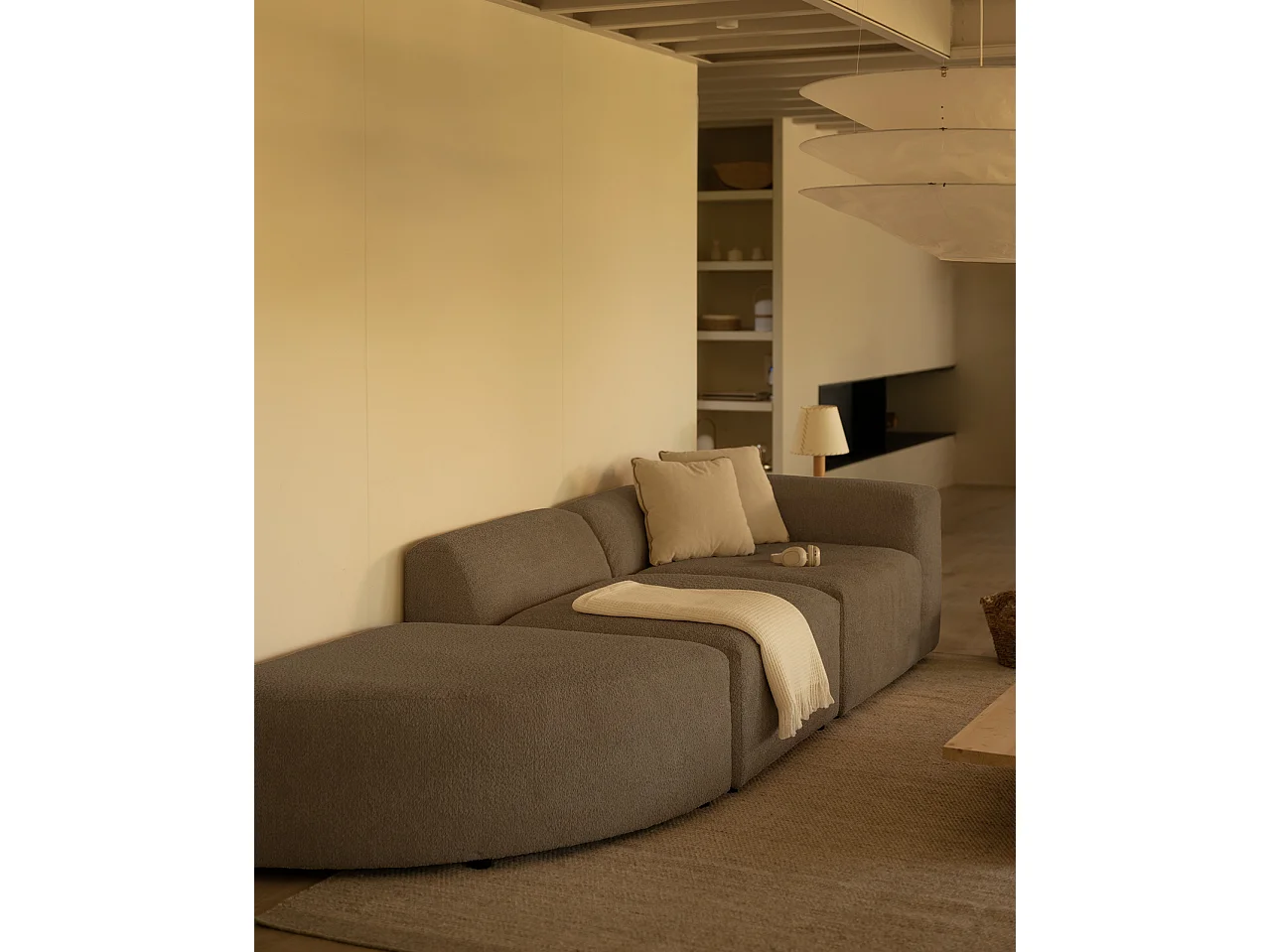 Divano a 3 moduli curva a sinistra in bouclé colore marrone 320x110cm