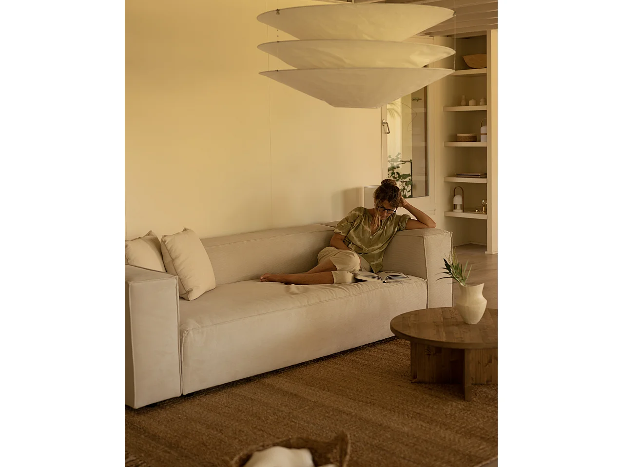 Divano 3/4 posti in velluto beige 210x110cm