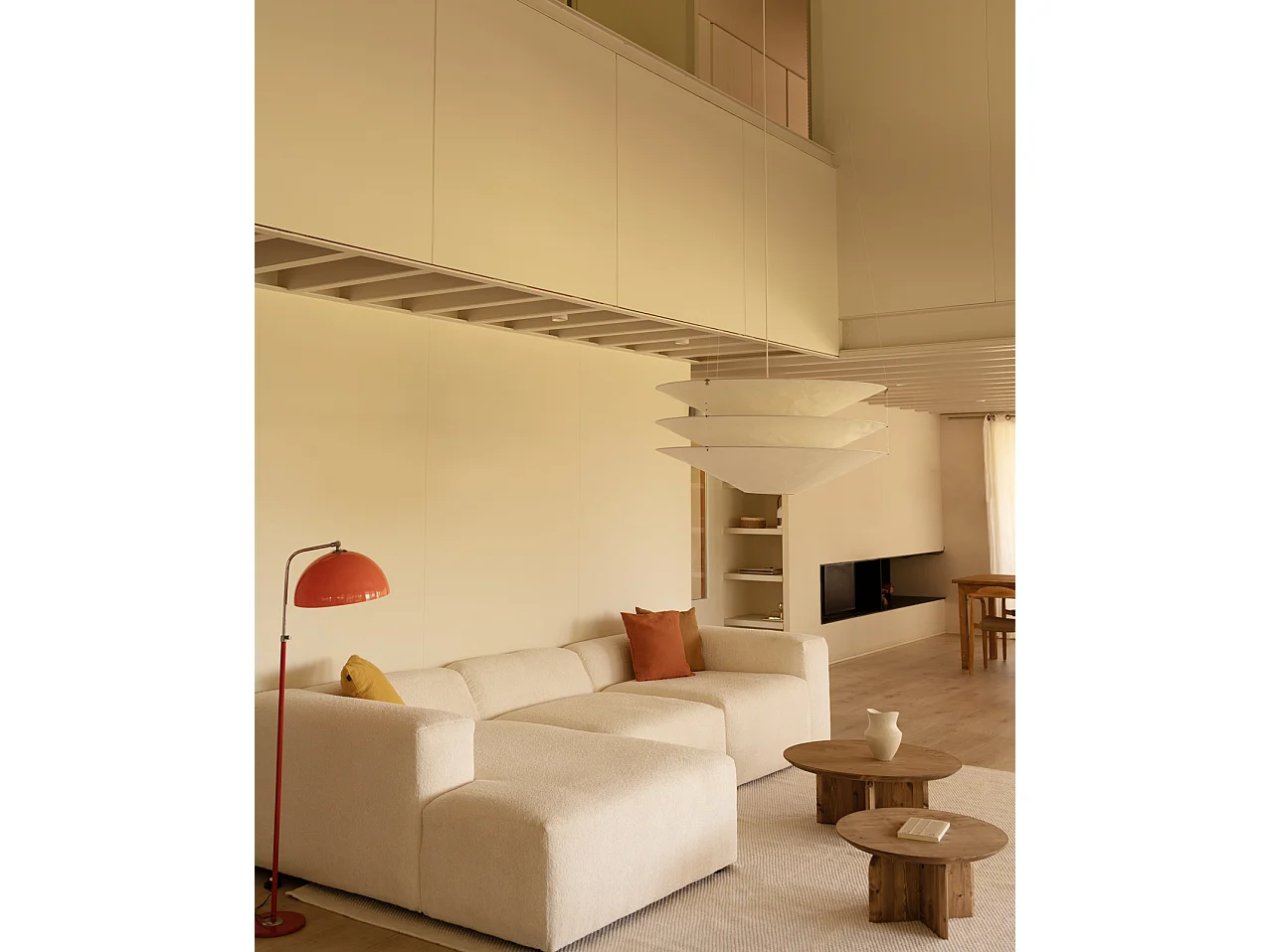 Divano a 3 moduli con CHL sinistra in bouclé bianco 330x172cm