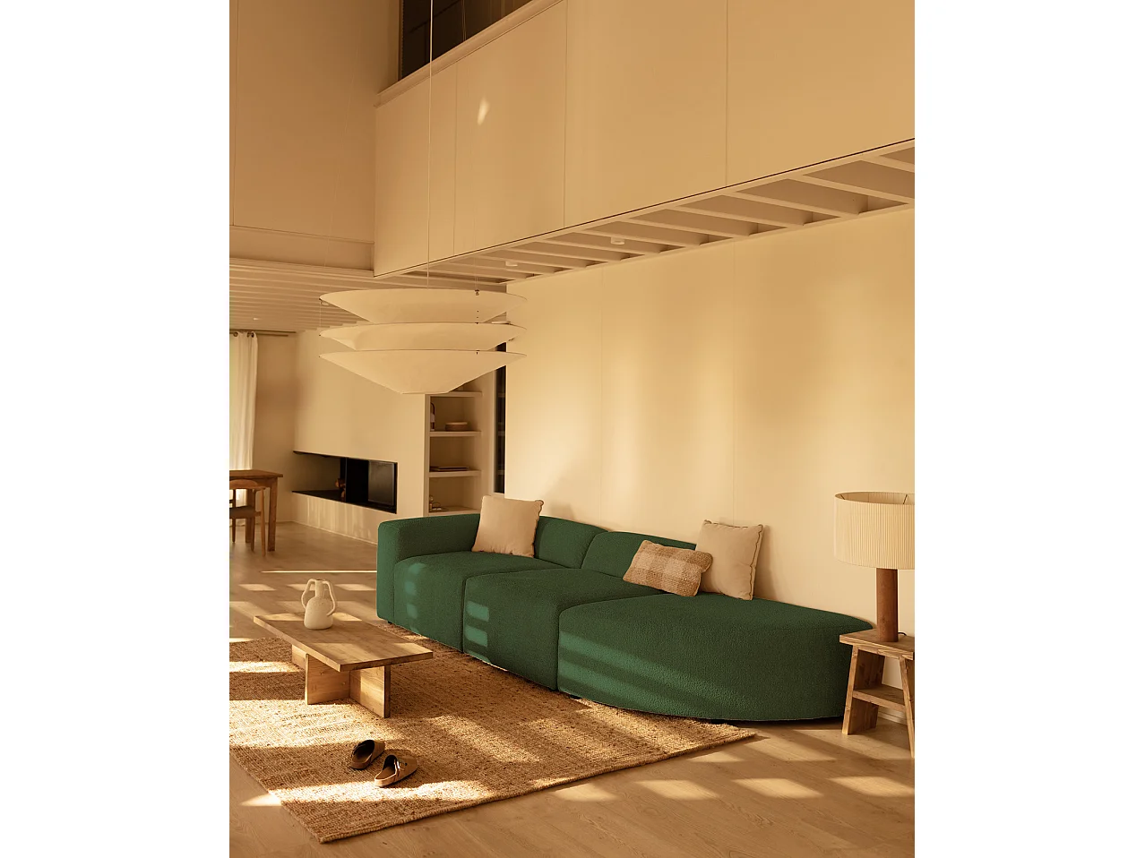 Divano a 3 moduli con curva a destra in bouclé verde 320x110cm