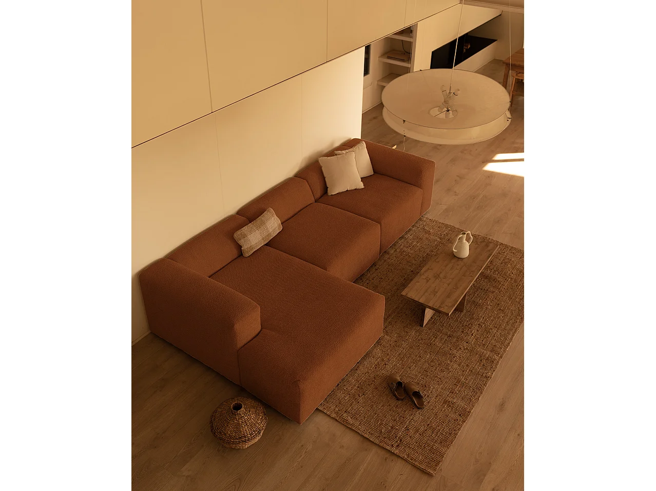 Sofá de 3 módulos con chaise longue izquierdo de bouclé cobre 330x70x172cm - BERTA - DECOWOOD