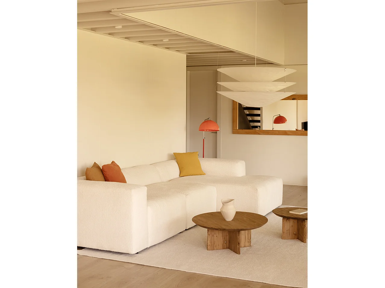 Sofá de 3 módulos con chaise longue derecho de bouclé blanco 330x70x172cm - BERTA - DECOWOOD