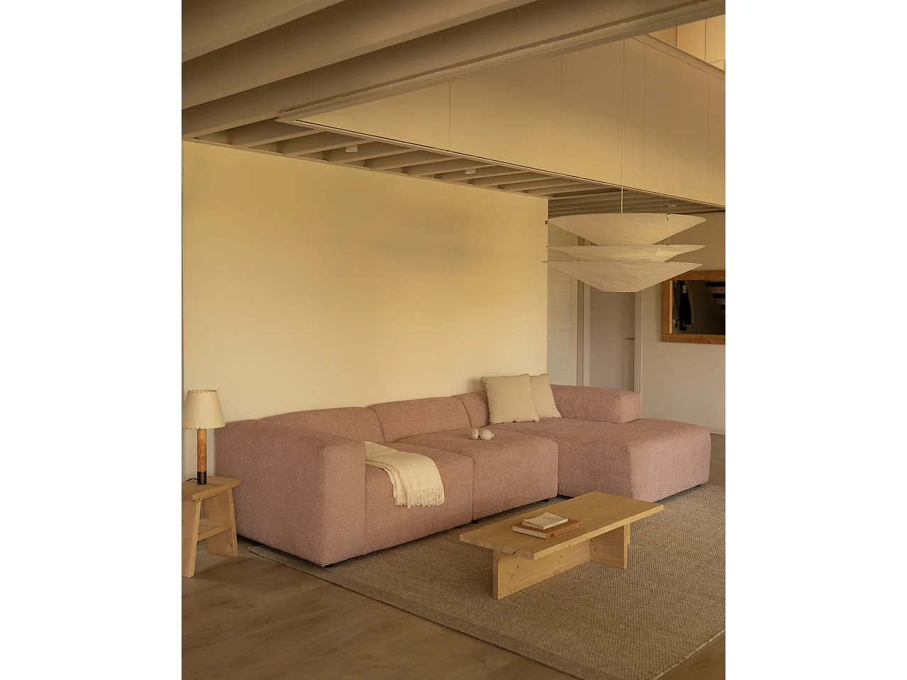 Canapé 5/6 places 3 modules d'angle droit en boucle en rose