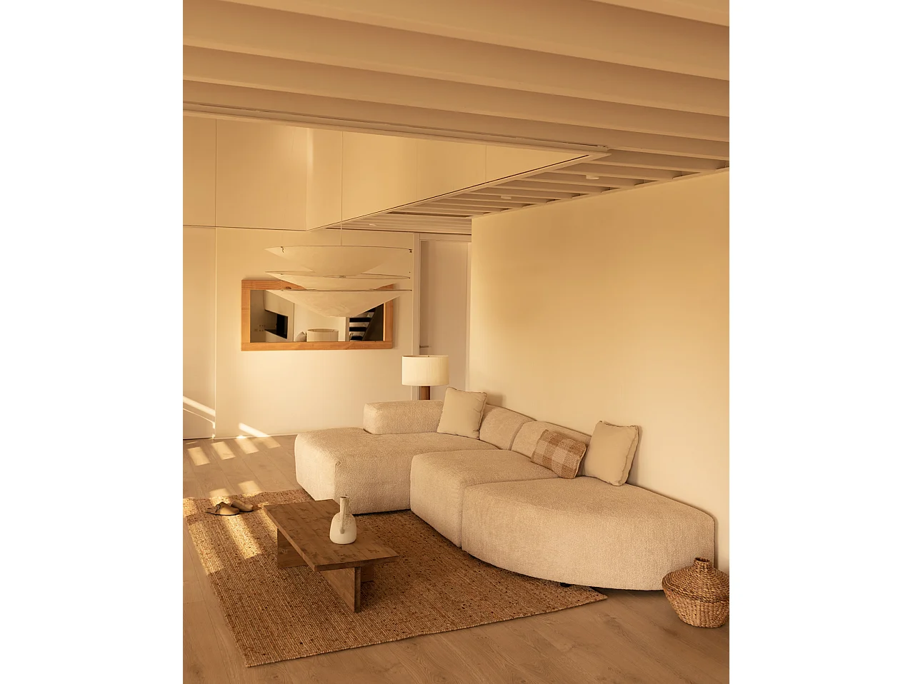 Sofá de 3 módulos curvo con chaise longue izquierdo bouclé beige 320x70x172cm - BERTA - DECOWOOD