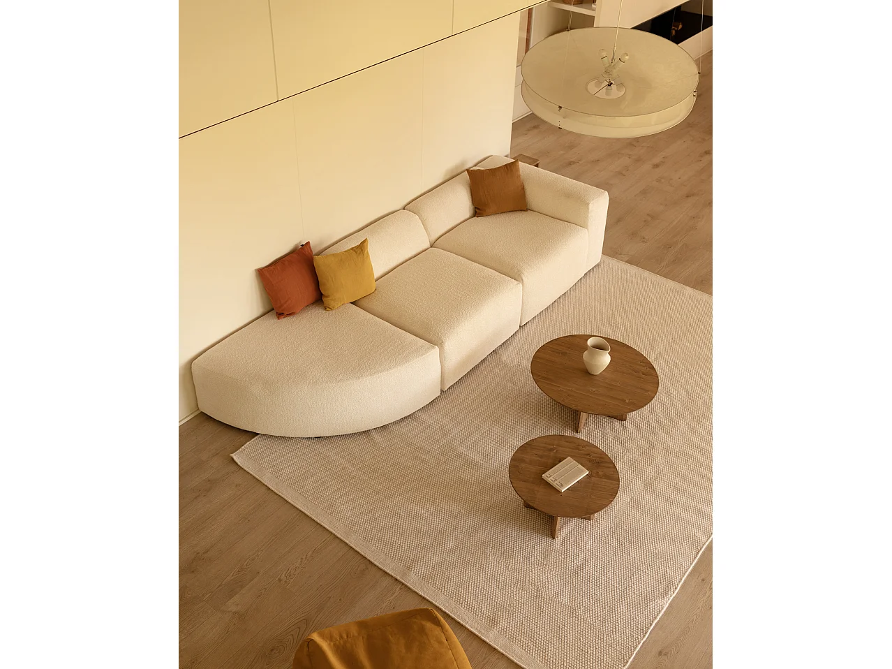 Divano a 3 moduli con curva a sinistra in bouclé bianco 320x110cm