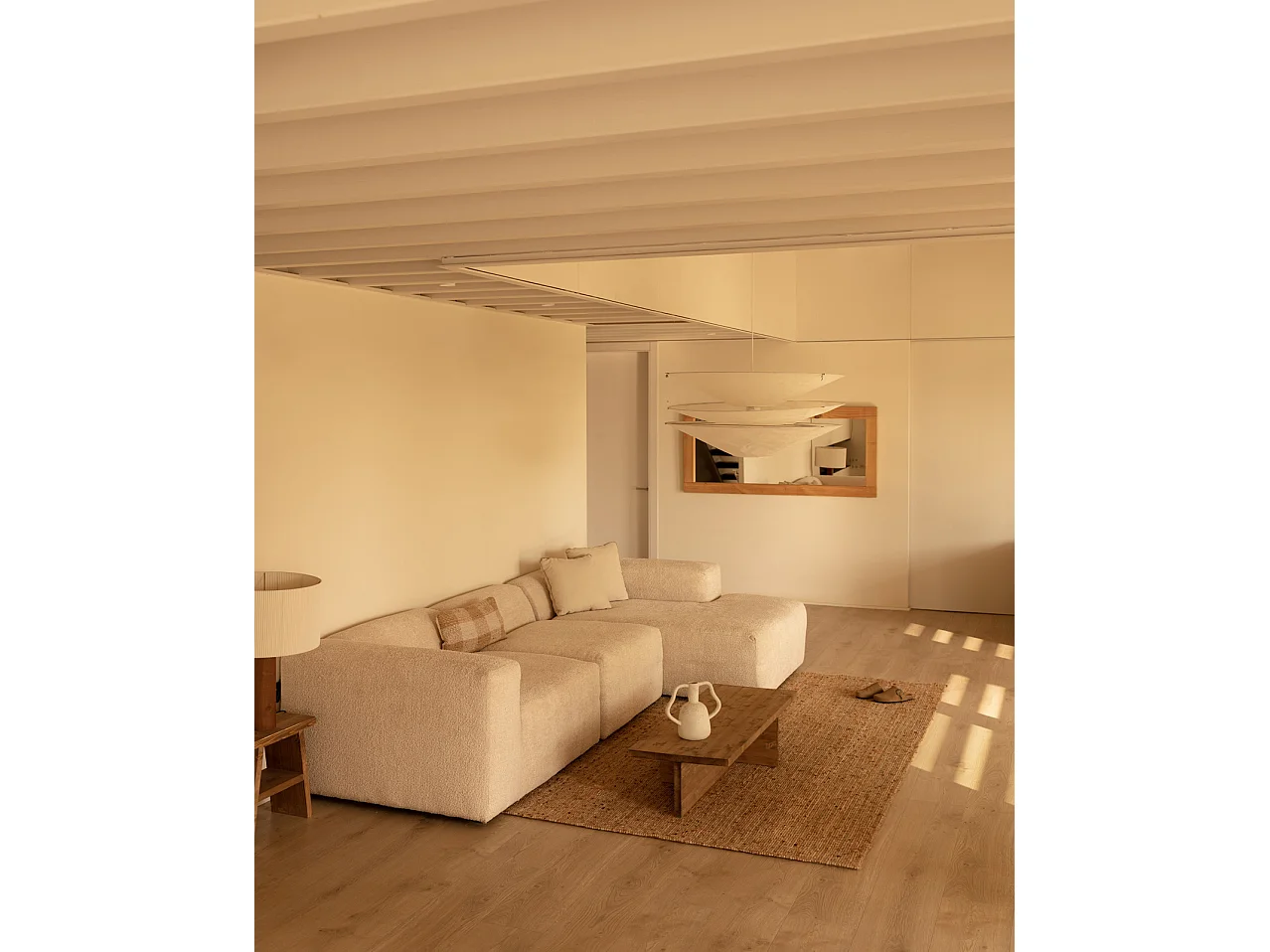 Sofá de 3 módulos con chaise longue derecho de bouclé beige 330x70x172cm - BERTA - DECOWOOD