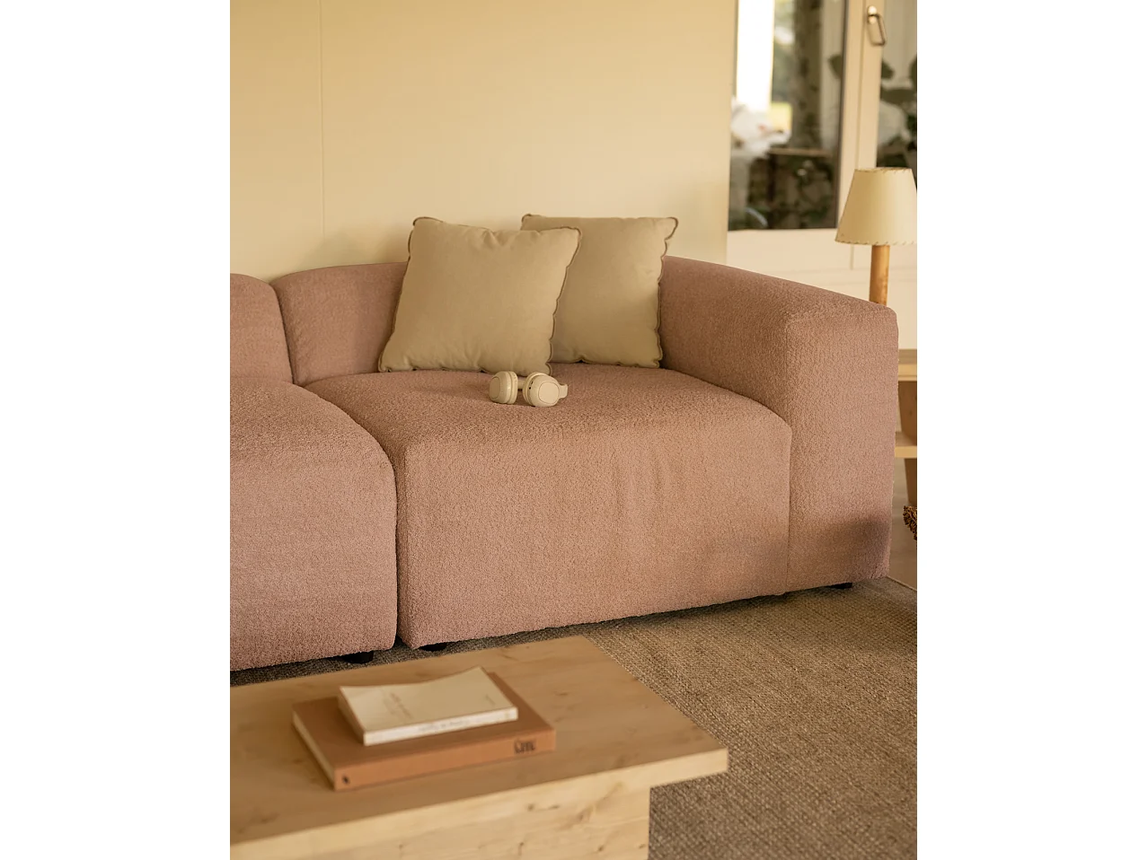 Divano a 3 moduli in bouclé rosa 330x110cm