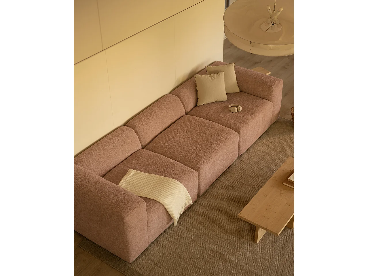 Divano a 3 moduli in bouclé rosa 330x110cm