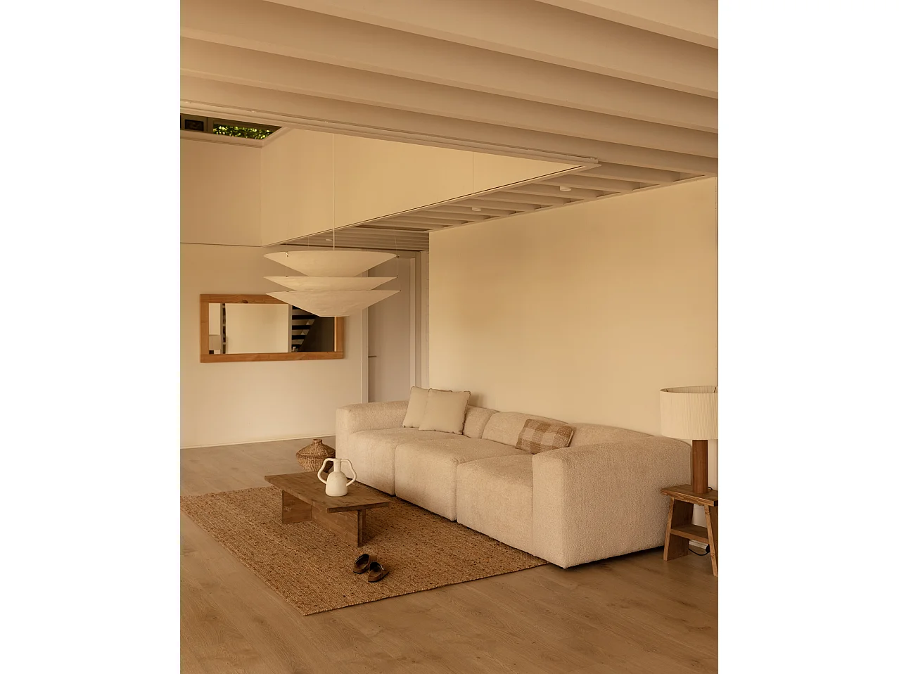 Sofá de 5/6 plazas de 3 módulos de bouclé color beige 330x70x110cm - BERTA - DECOWOOD