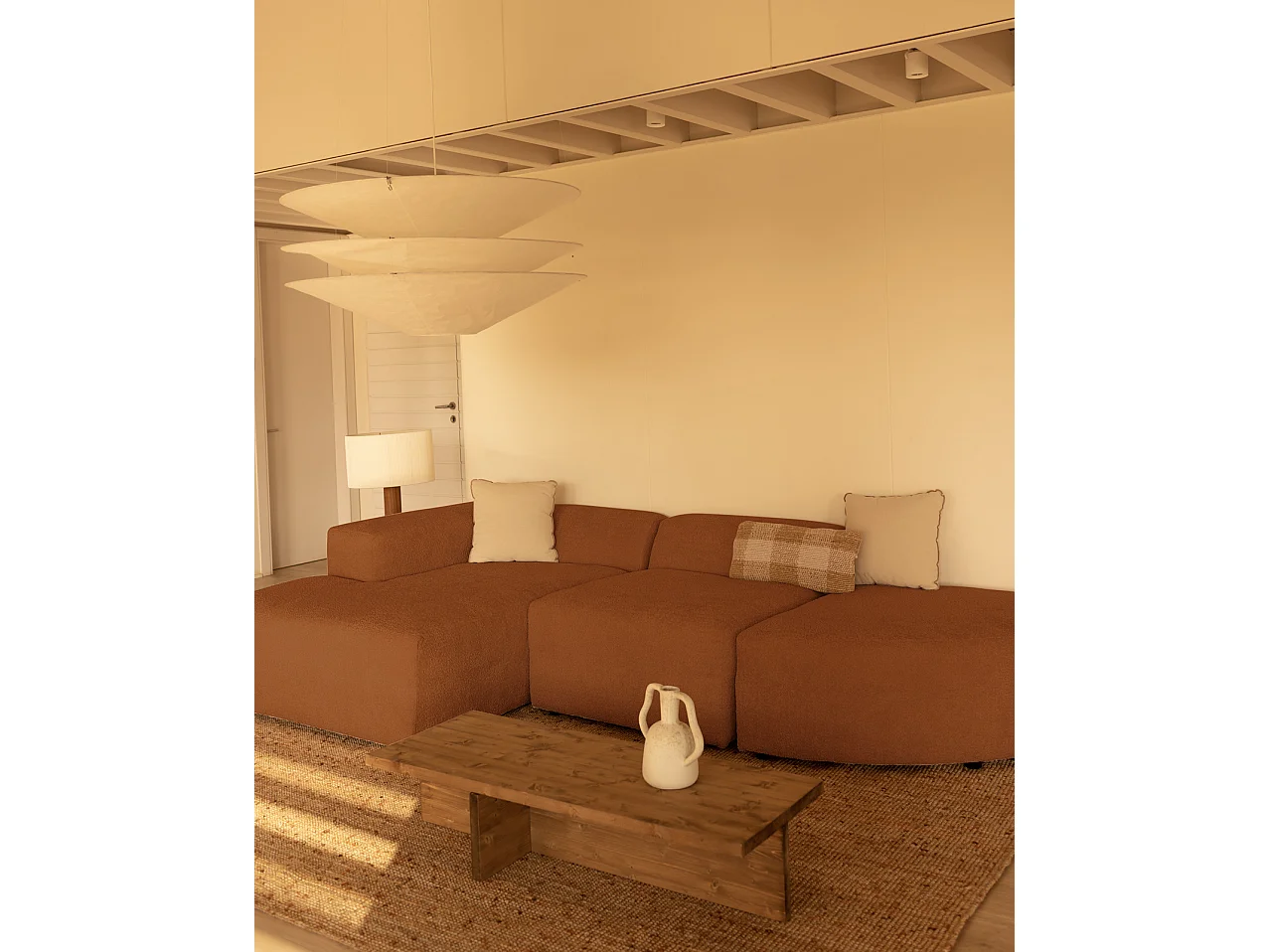 Sofá de 3 módulos curvo con chaise longue izquierdo bouclé cobre 320x70x172cm - BERTA - DECOWOOD