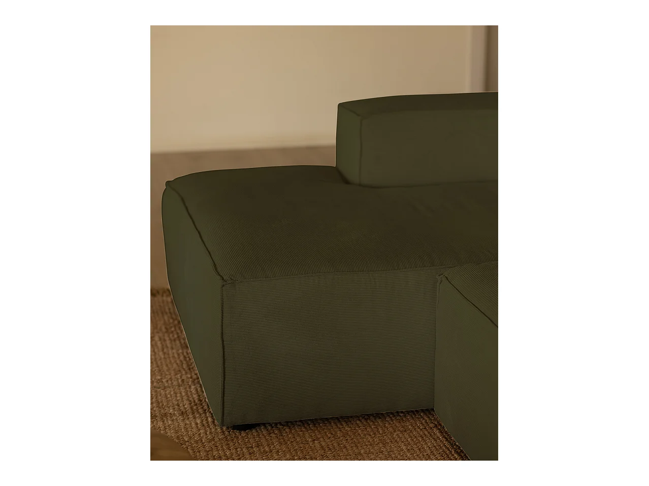 Sofá de 4/5 plazas con chaise longue izquierdo de pana verde 300x70x175cm - LOLA - DECOWOOD